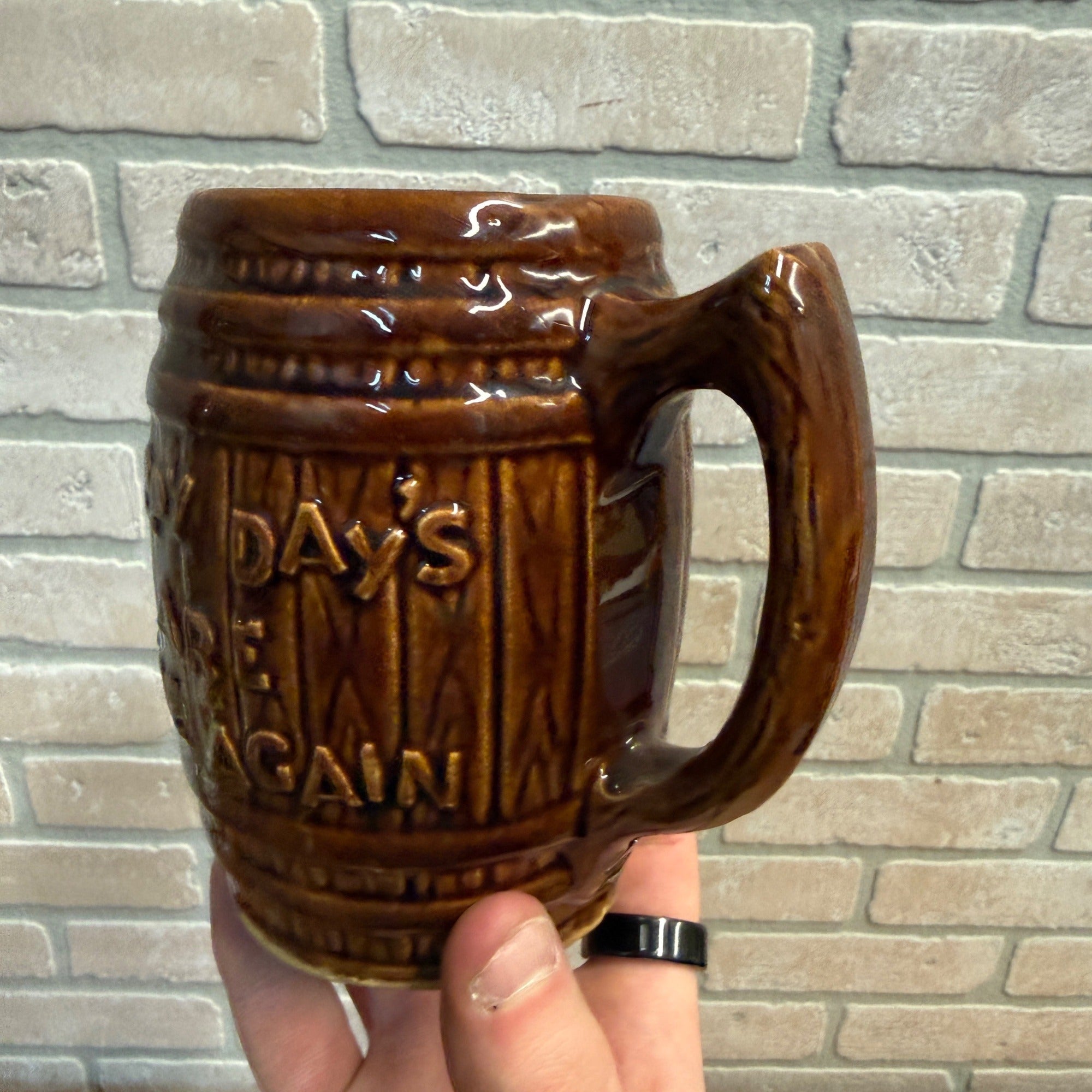 Happy Days Here Again Prohibition FDR Roosevelt Mug Hull Beer Tavern