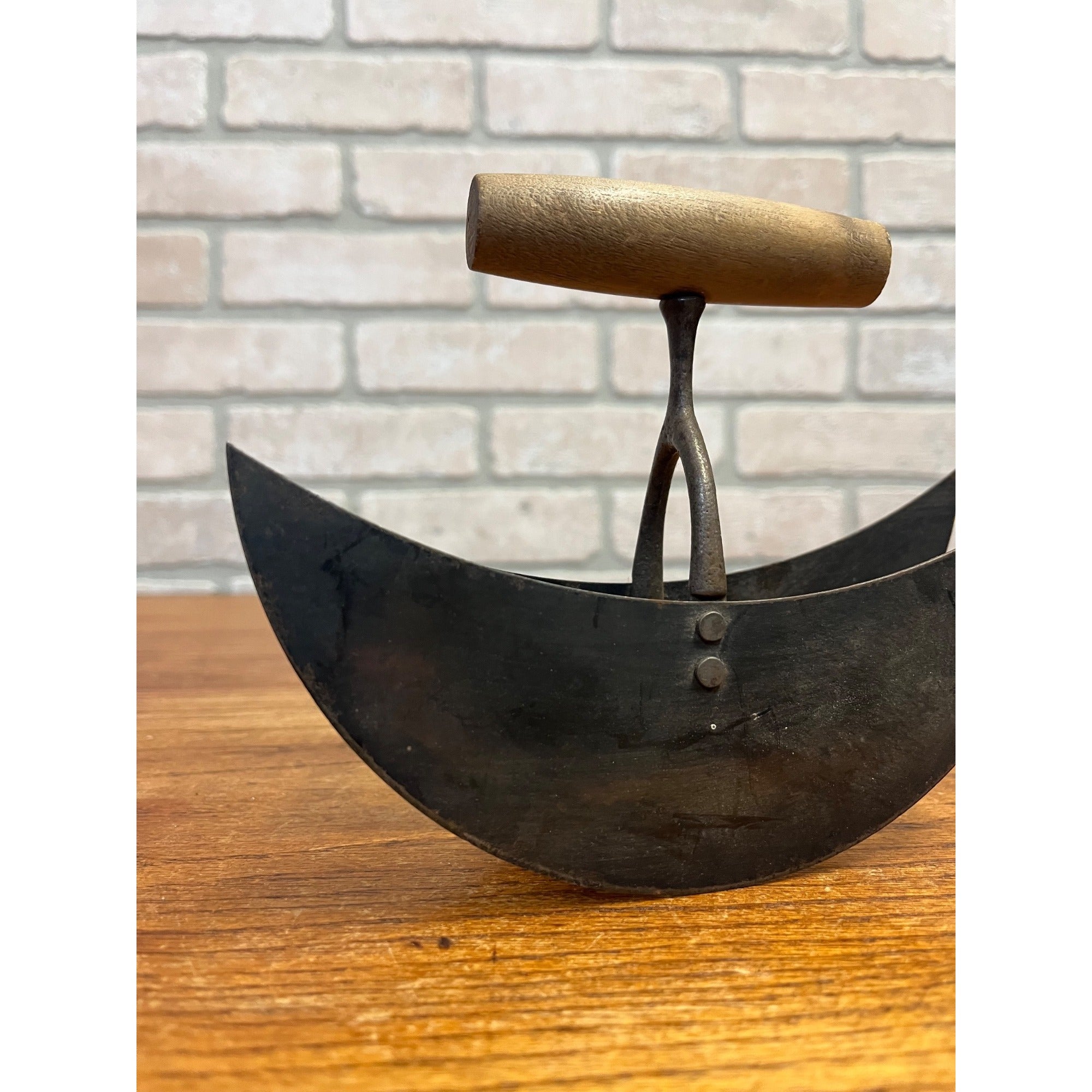 ANTIQUE KITCHEN PRIMITIVE FORGED DOUBLE-BLADE HALF-MOON FOOD CHOPPER/DOUGH CUT