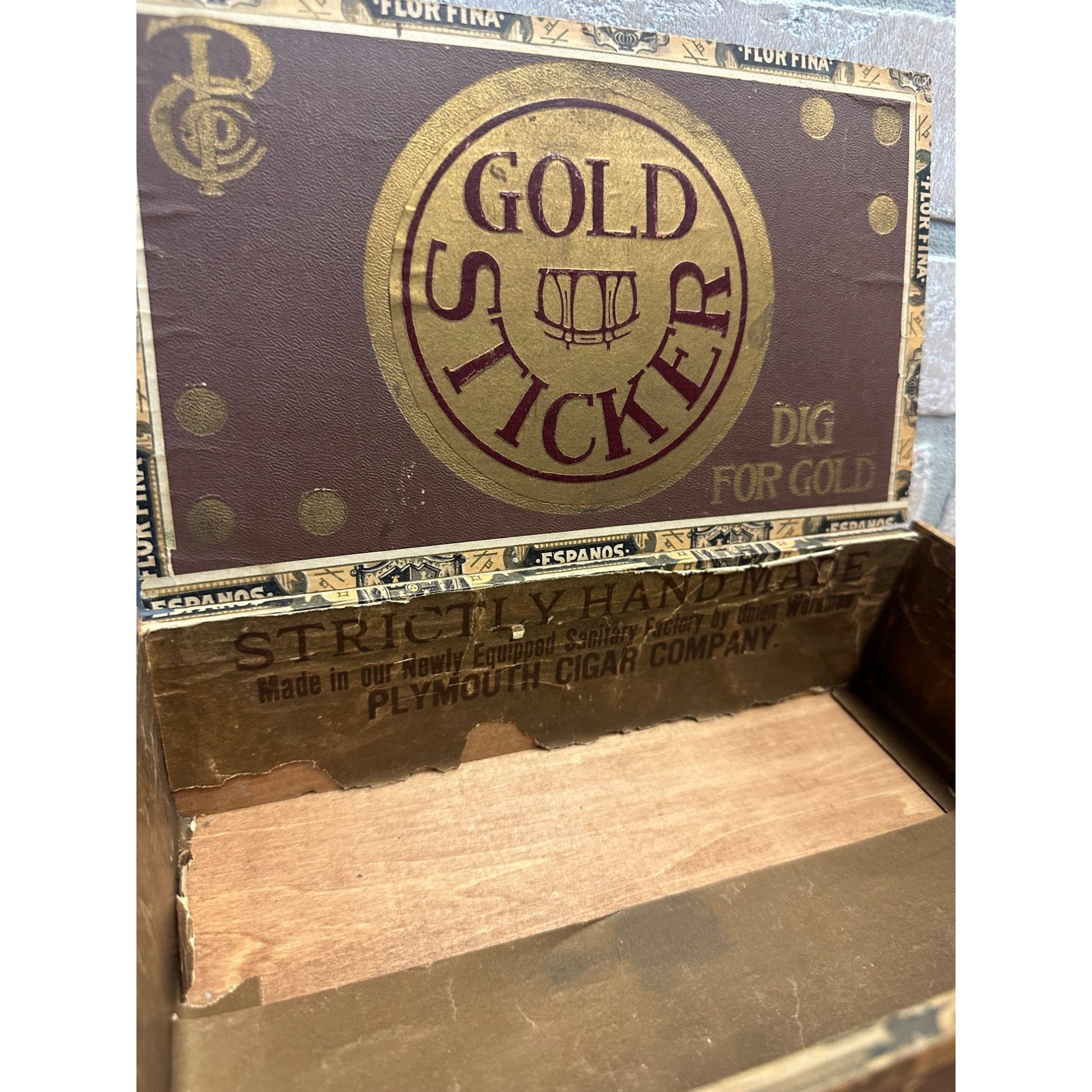 Vintage 1920s Gold Sticker Cigars Plymouth Wisconsin Cigar Co. Wood Box