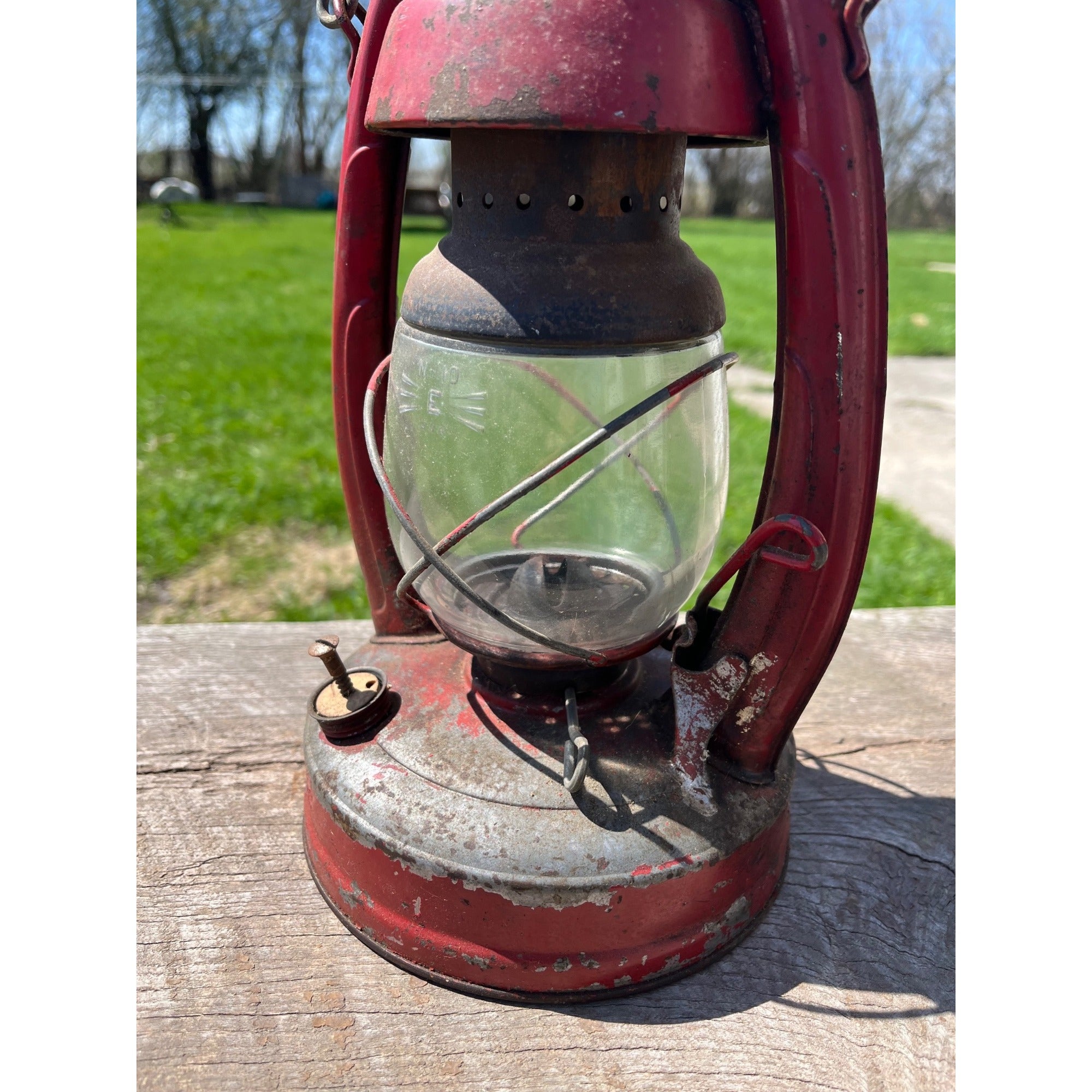 Vintage Elgin Red Kerosene Barn/Railroad Lantern w/Clear Globe