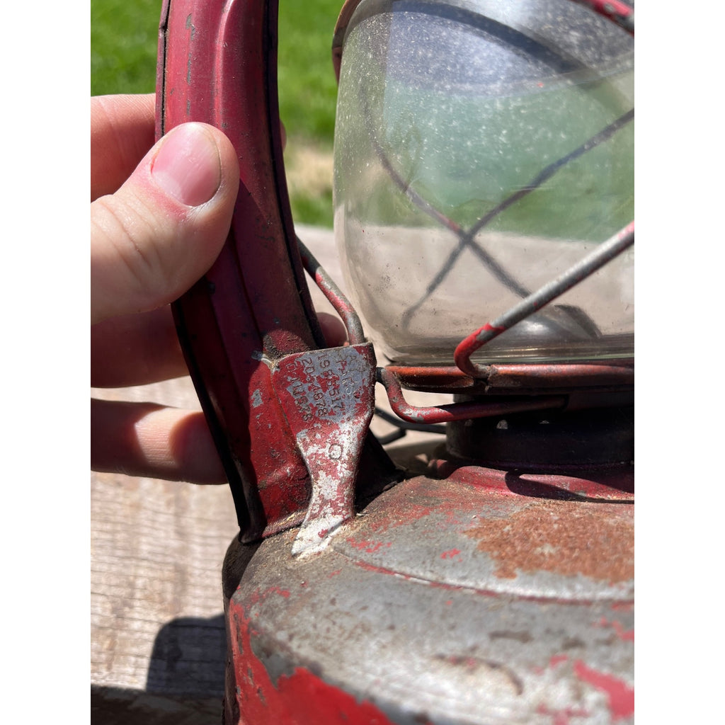 Vintage Elgin Red Kerosene Barn/Railroad Lantern w/Clear Globe