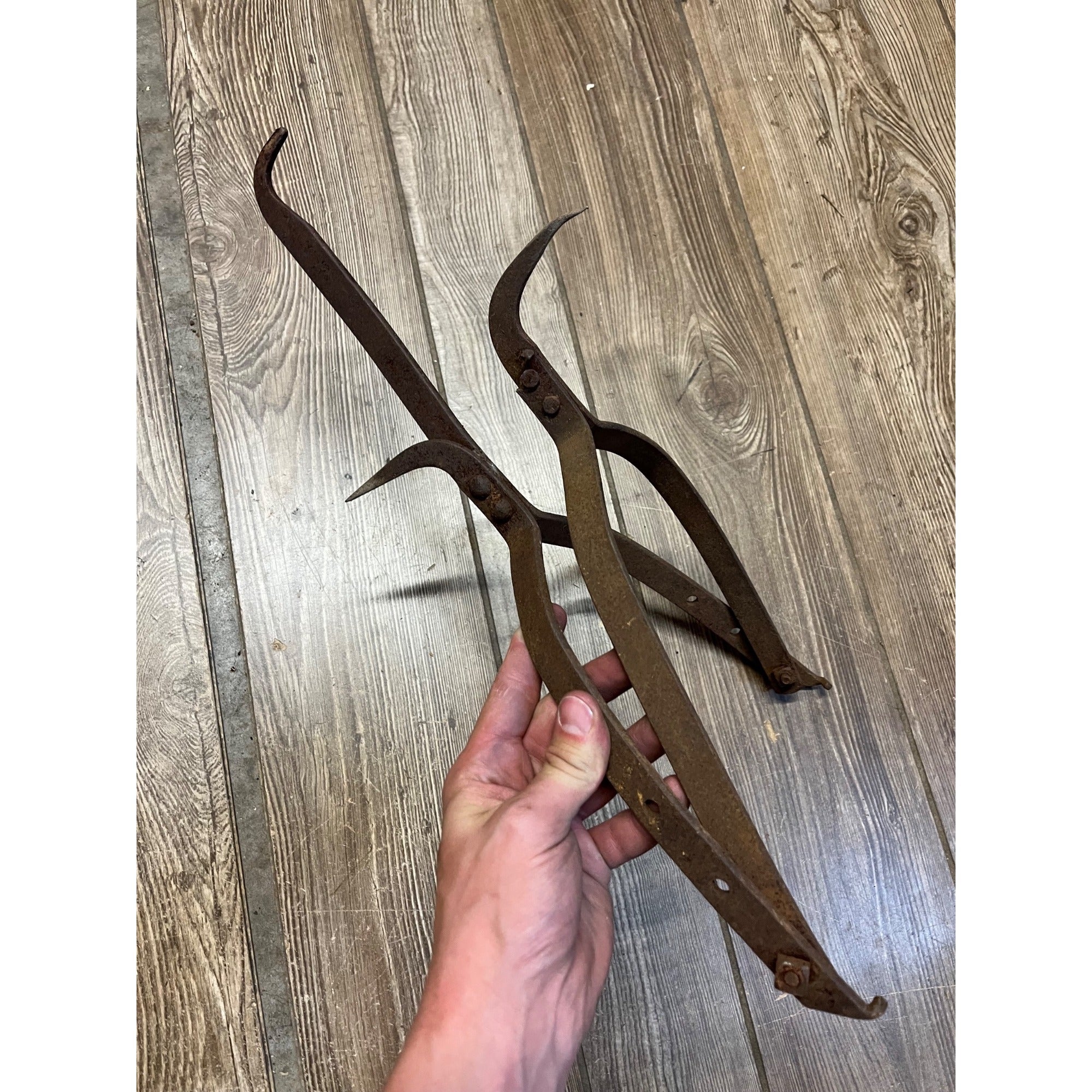 Antique Metal Cow Neck Yoke Cattle Equipment Fence Saver Rustic Country Decor