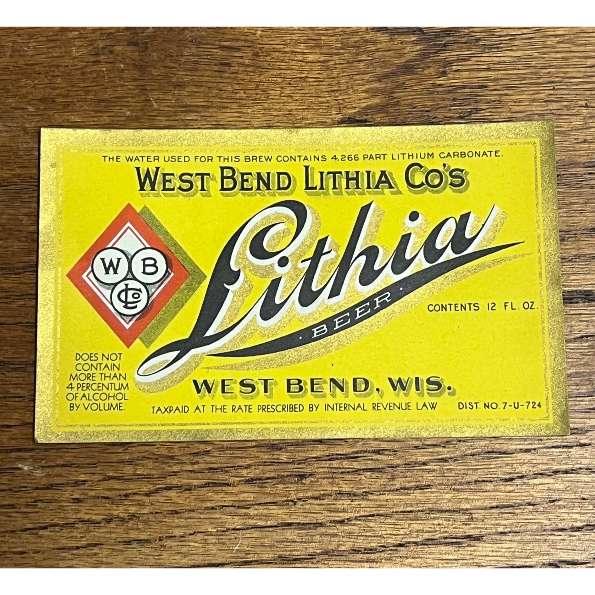 Vintage 1930s West Bend Lithia IRTP Beer Bottle Label Yellow 4%