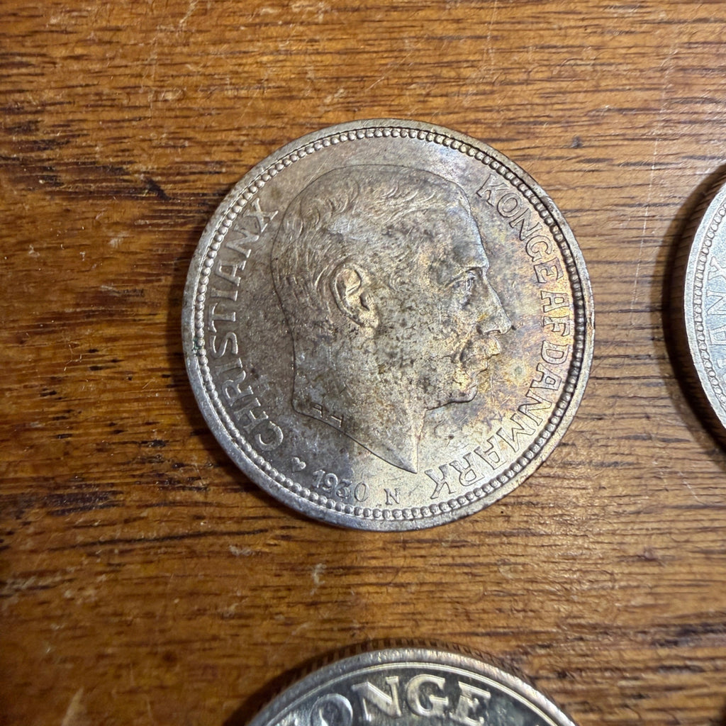 (4) DENMARK 2 KRONER SILVER 1930 & 1945 CH BU CHRISTIAN X 60TH BIRTHDAY
