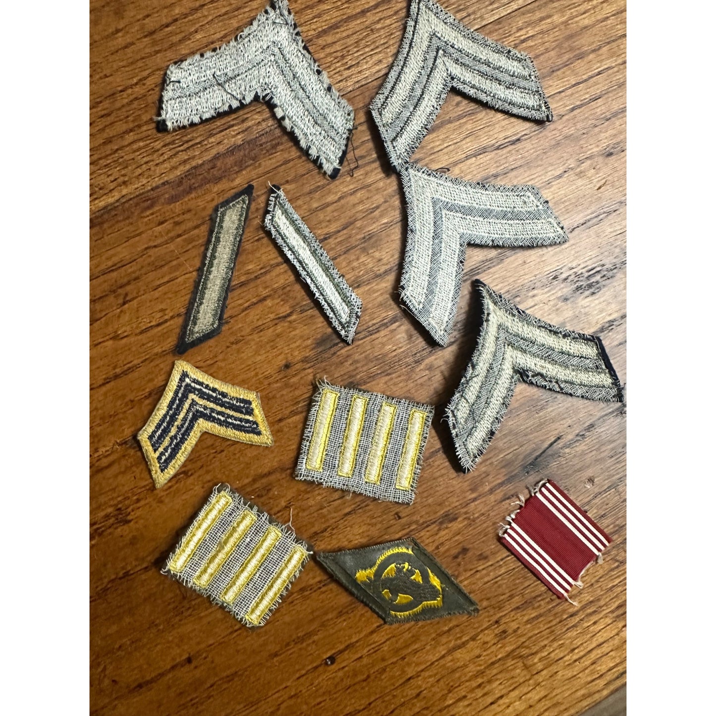 Original WWII US Army Corporal Rank Badges Lot Ruptured Duck Overseas Service Bars ++