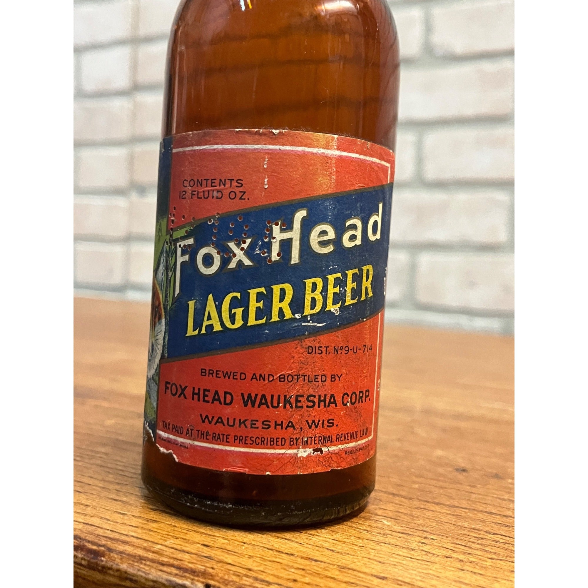 Vintage Fox Head Lager Waukesha IRTP Label Beer Bottle Wisconsin Wis