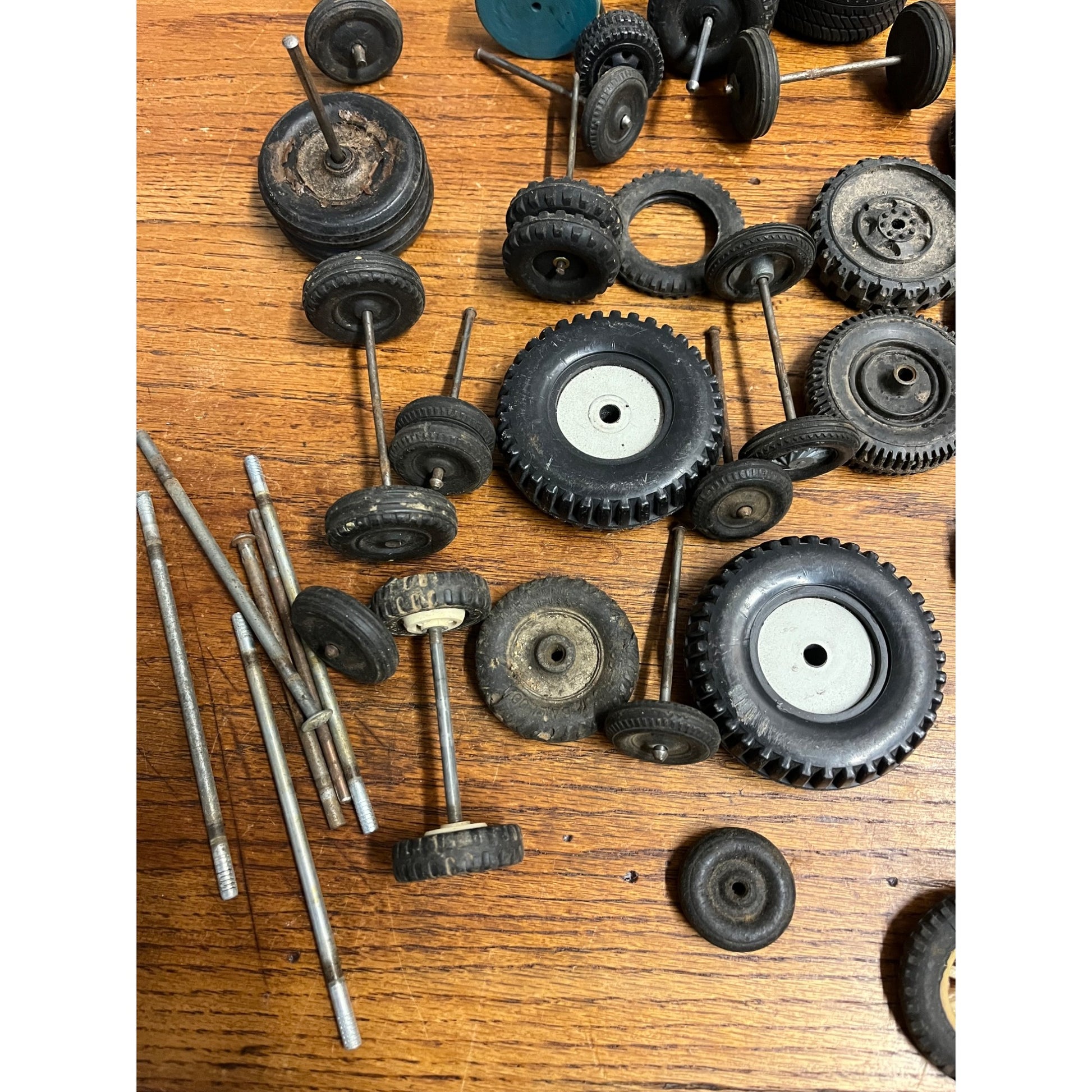 Vintage Toy Tire Wheel Parts Axles Nylint, Ertl, -- Tonka? Buddy L?