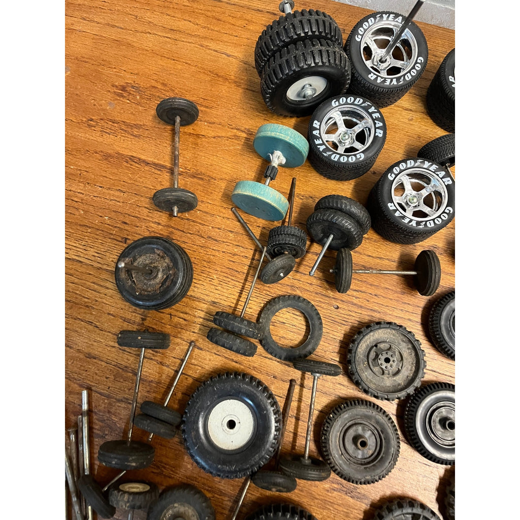 Vintage Toy Tire Wheel Parts Axles Nylint, Ertl, -- Tonka? Buddy L?