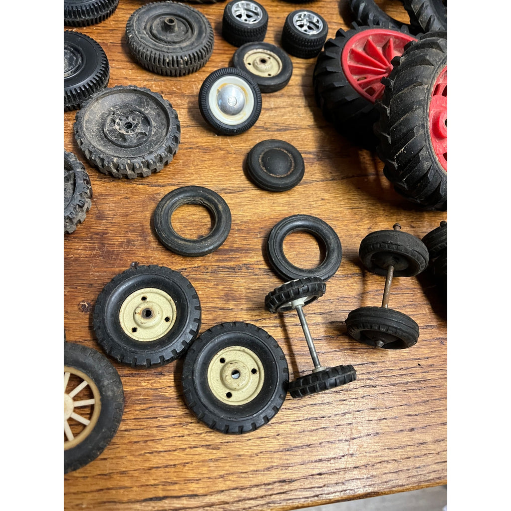 Vintage Toy Tire Wheel Parts Axles Nylint, Ertl, -- Tonka? Buddy L?