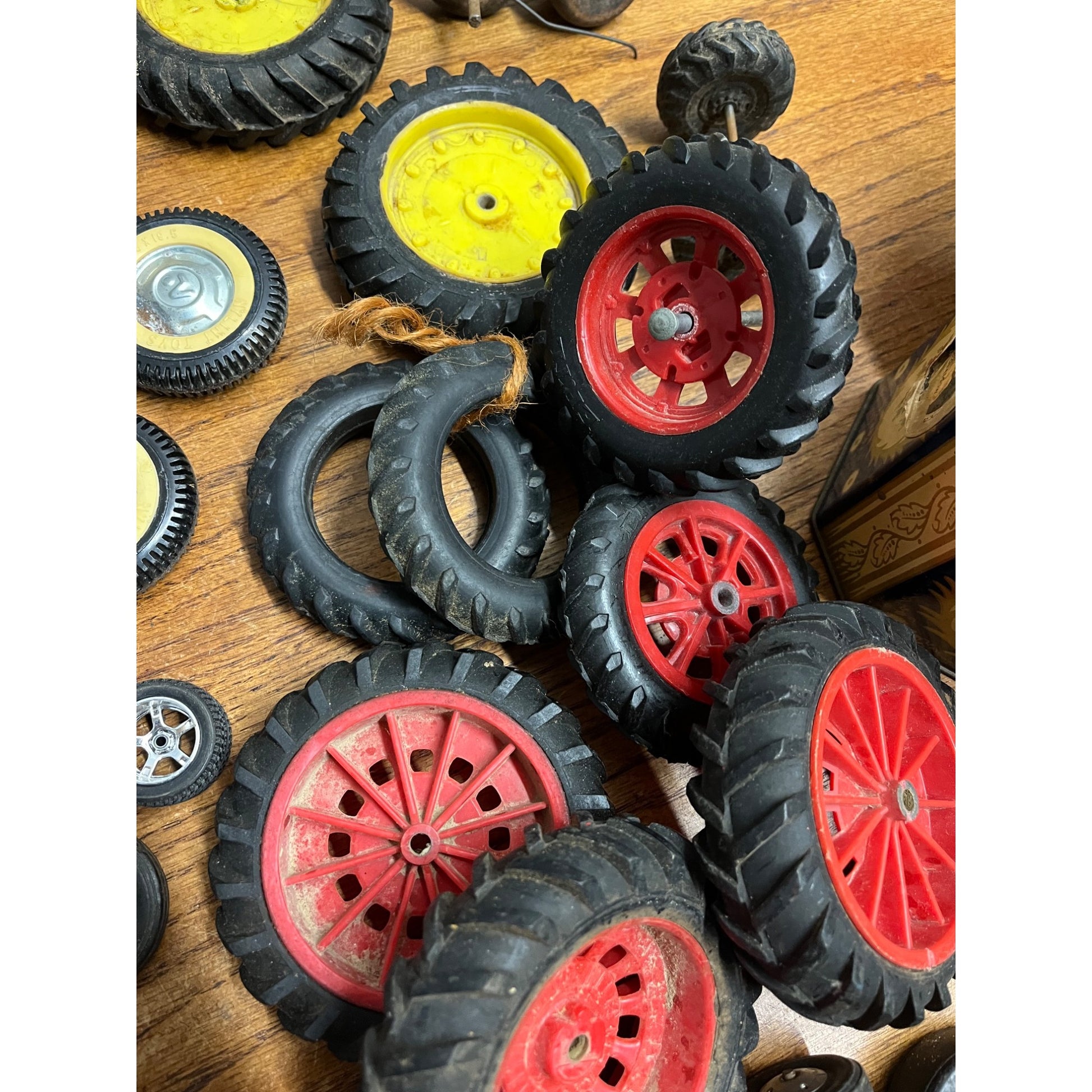 Vintage Toy Tire Wheel Parts Axles Nylint, Ertl, -- Tonka? Buddy L?