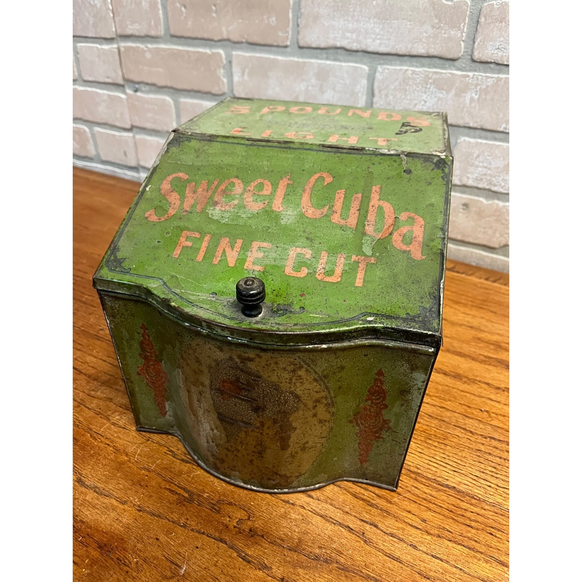 Sweet Cuba Fine Cut Tobacco Spaulding & Merrick Advertising Tobacco Tin Store Display