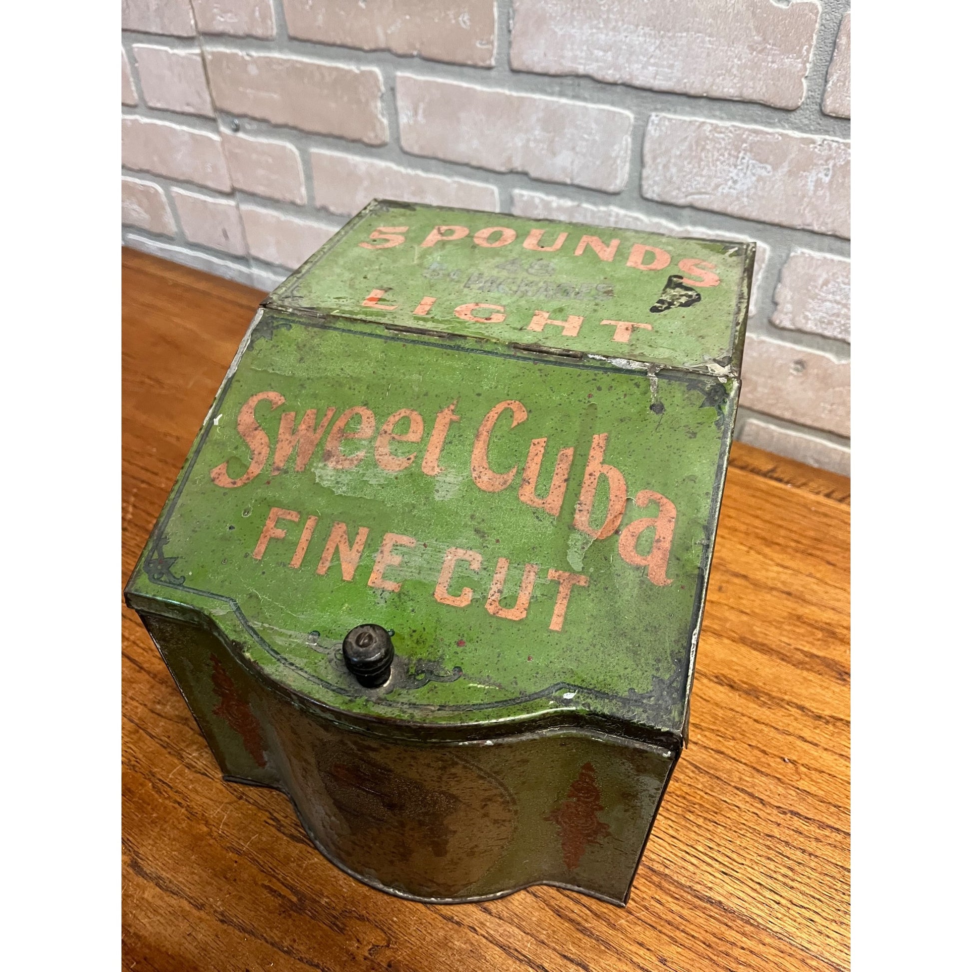 Sweet Cuba Fine Cut Tobacco Spaulding & Merrick Advertising Tobacco Tin Store Display