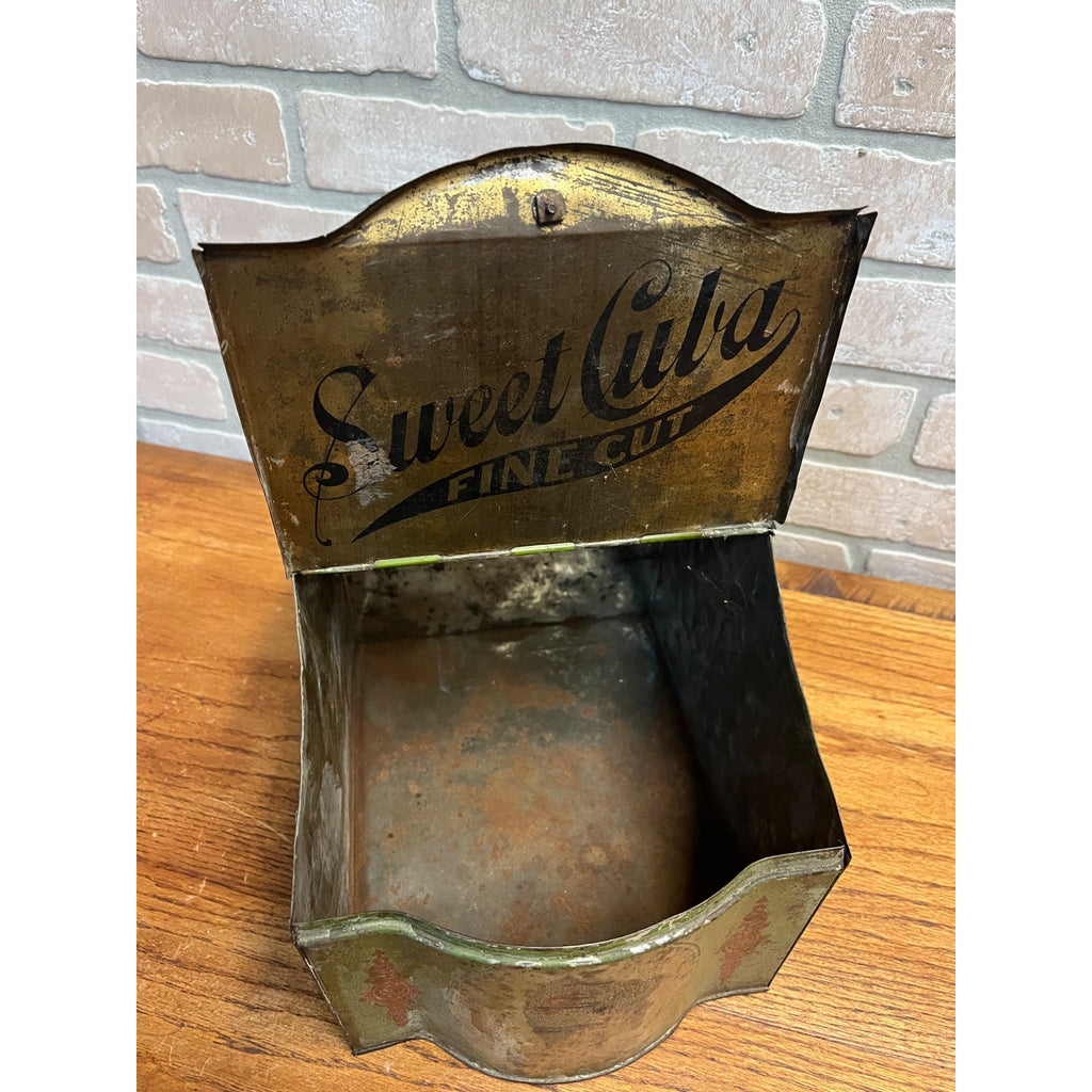 Sweet Cuba Fine Cut Tobacco Spaulding & Merrick Advertising Tobacco Tin Store Display