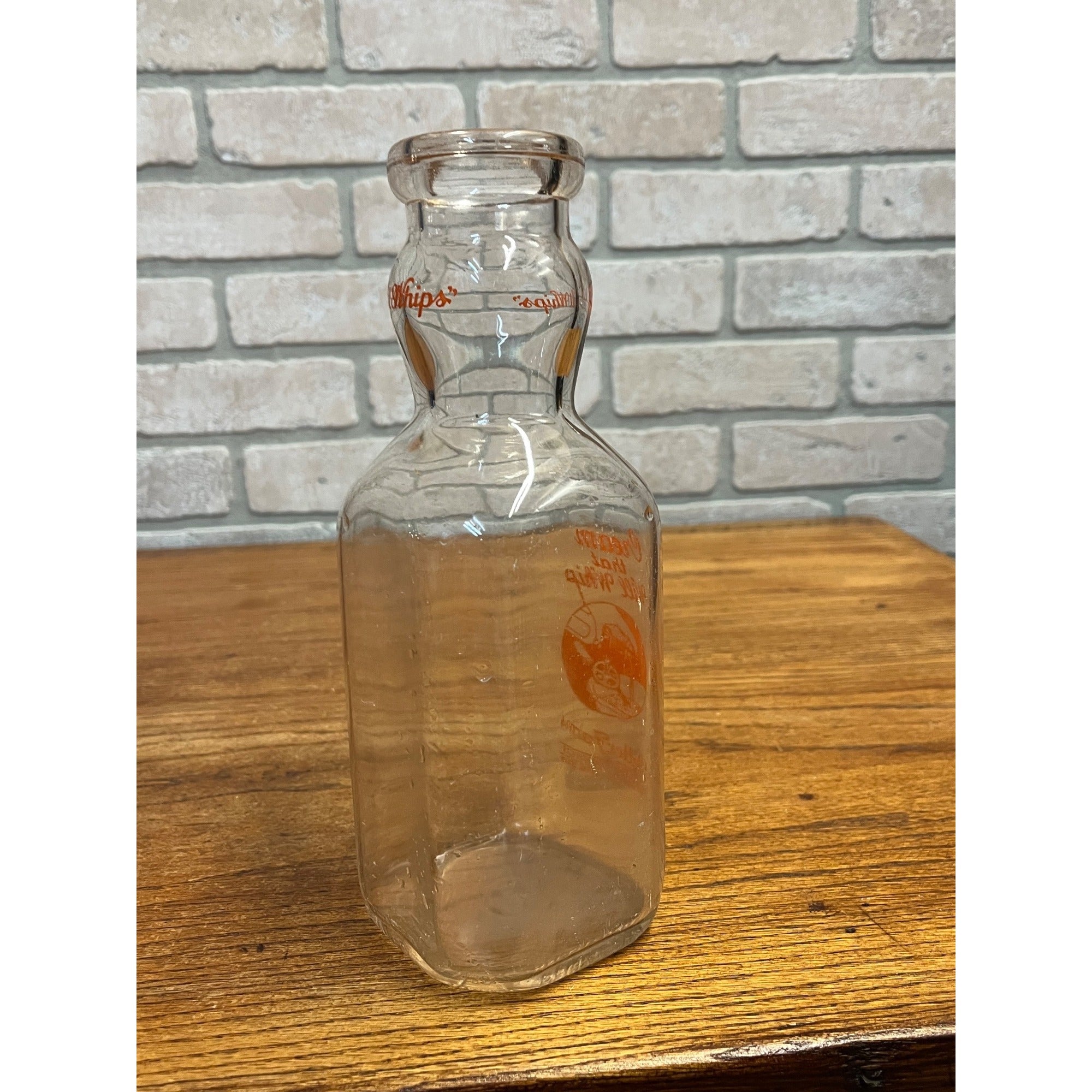 Vintage Better Farms Dairy Products "Cream That Will Whip" Milk Bottle Fond du Lac Wisconsin WI One Quart