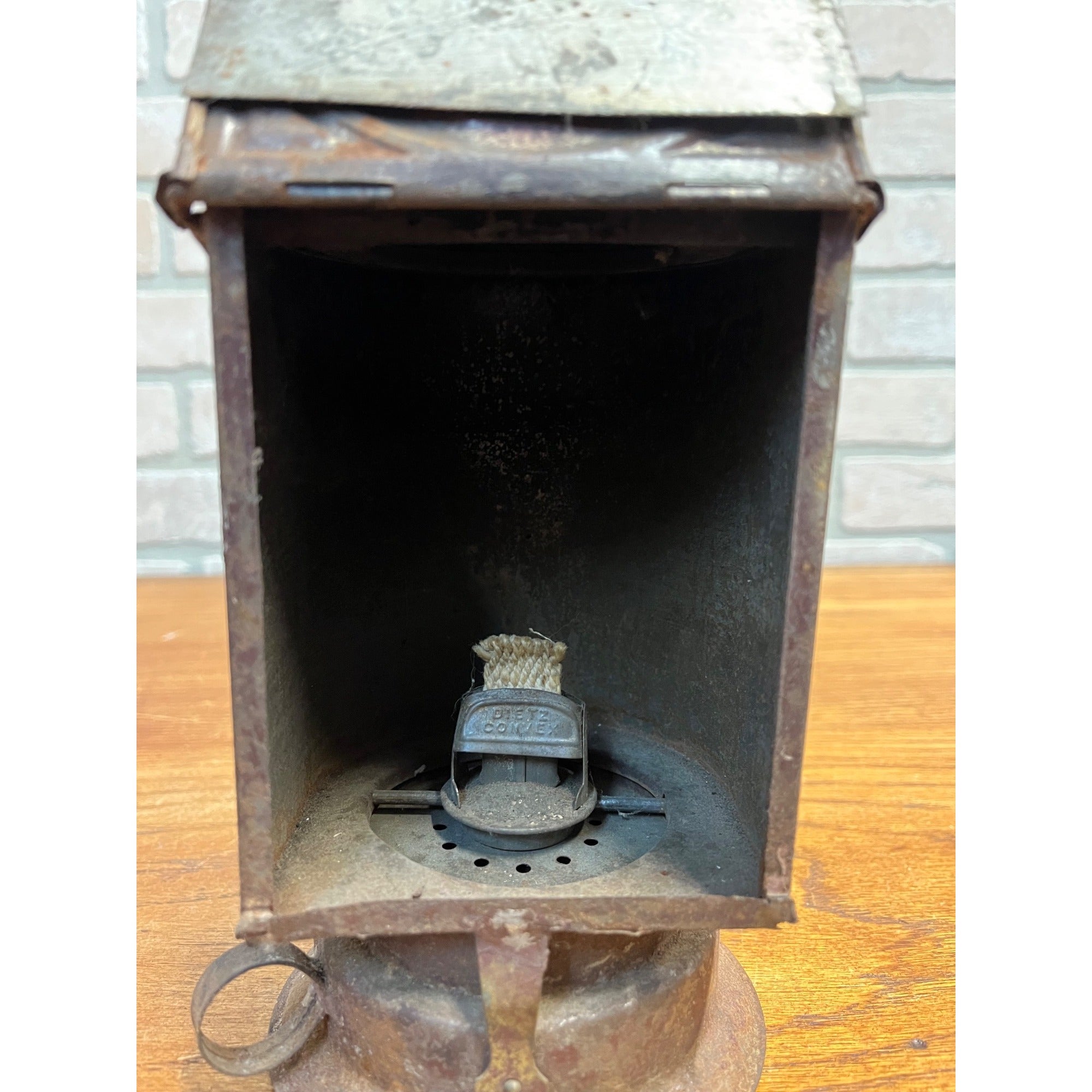 Antique Ingento No. 6 Dietz Convex Burner Dark Room Lantern Kerosene Oil