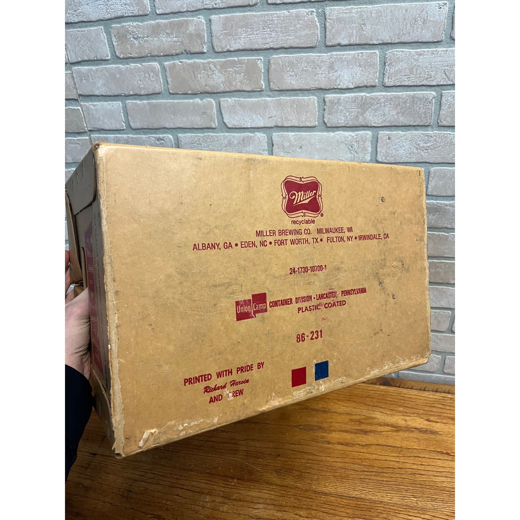 Vintage 1980s Miller Brewing Co. Dakota Beer Cardboard Case Bottle Crate Box