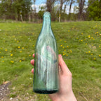Antique Leisen & Henes Brewing "the Best What Is" Menominee Michigan Beer Bottle