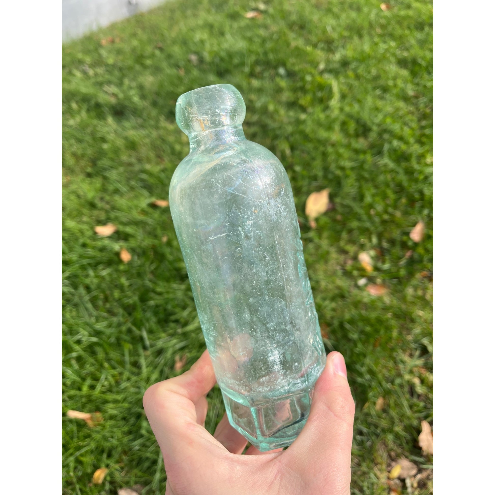 Vintage Castalia Bottling Co. Soda Beer Bottle Wauwatosa Wisconsin Blob Hutch