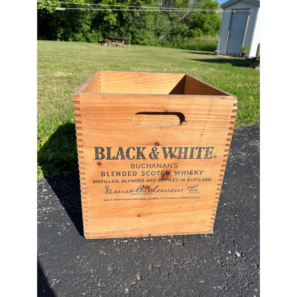Vintage Black & White Blended Scotch Whisky Wooden Advertising Crate Wood