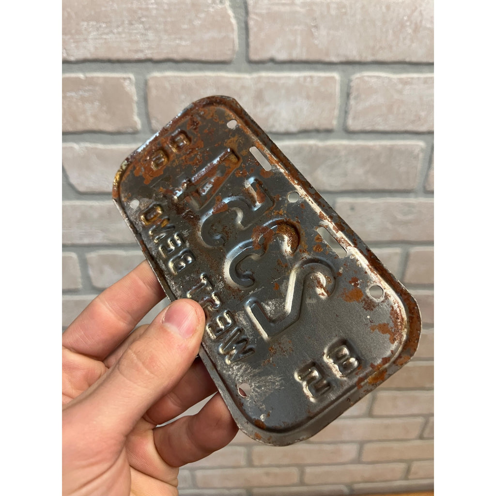 Vintage Wisconsin Bicycle Bike License Plate Embossed West Bend 1985-1986