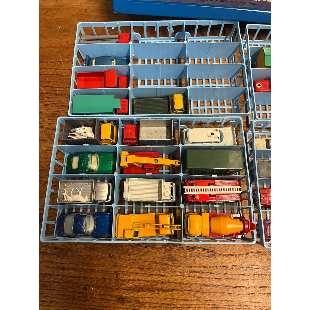 Vintage 1970 Matchbox Lesney Superfast 48-Car Carrying Case w/ Cars