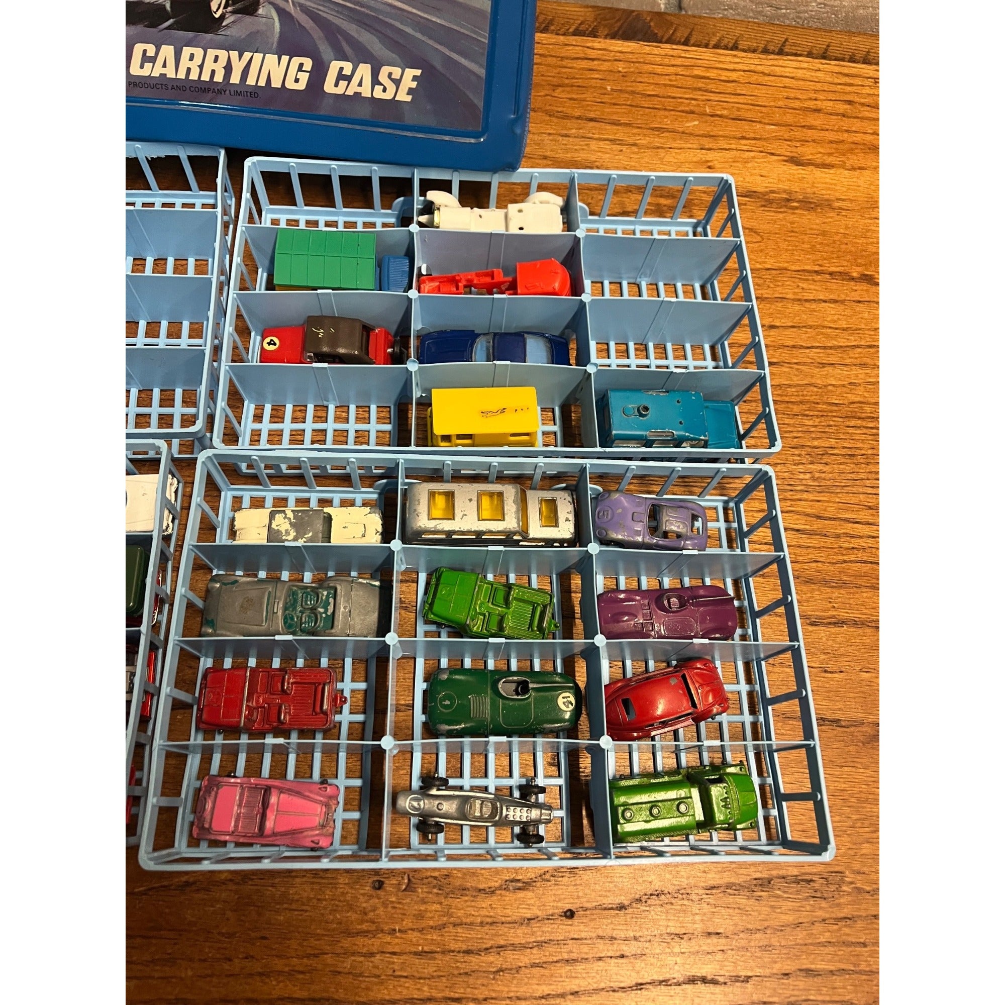 Vintage 1970 Matchbox Lesney Superfast 48-Car Carrying Case w/ Cars