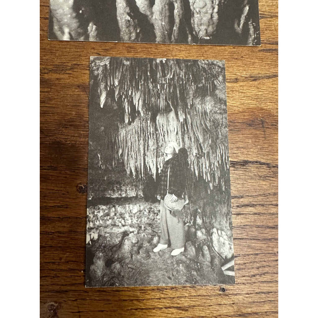Cave of the Mounds Photo Postcards Wisconsin Lot (2)