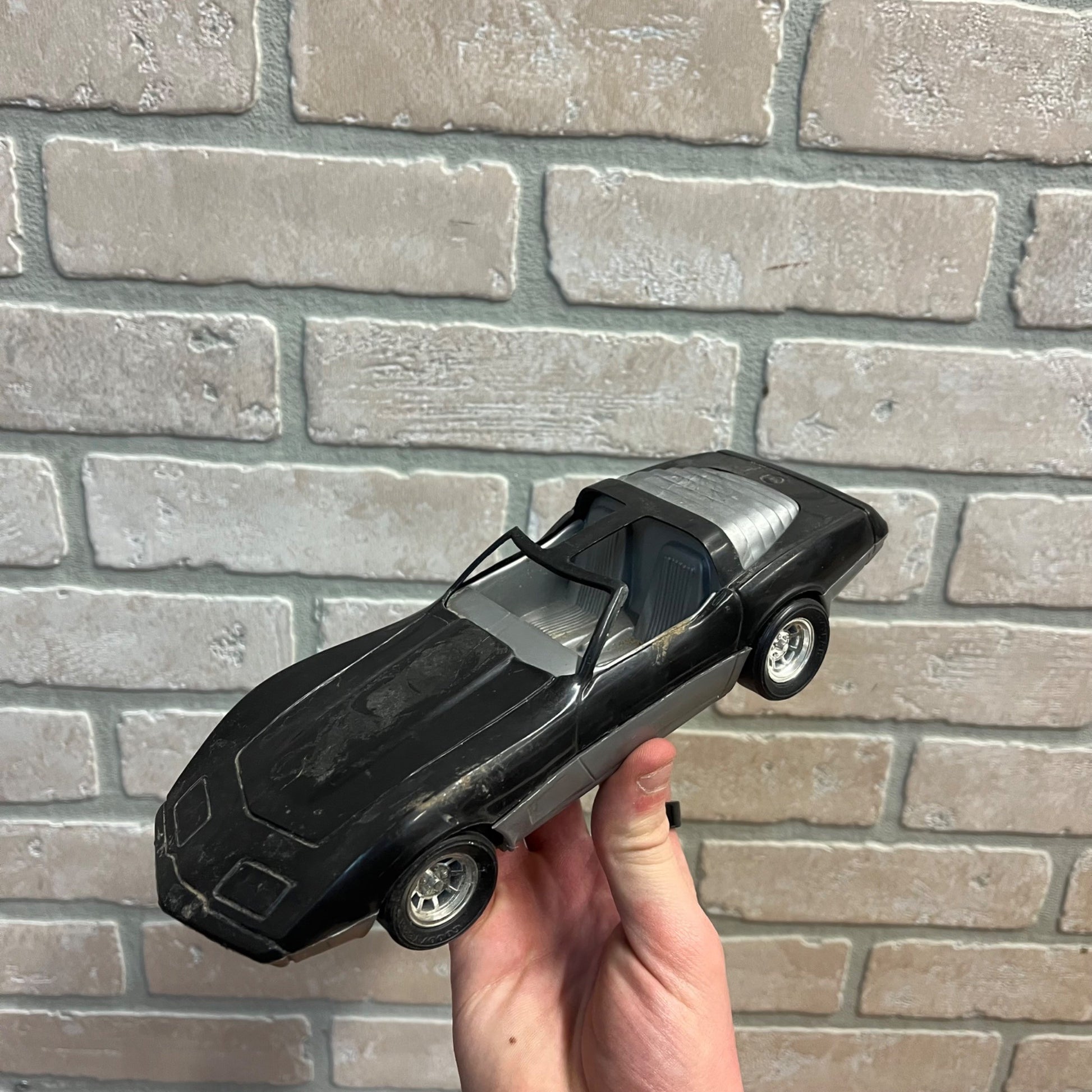 Vintage Testors 1978 Corvette Plastic Model #1021 Black And Gray Made In USA