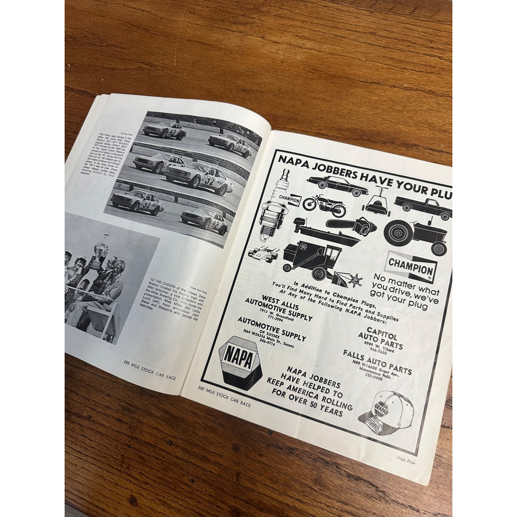 1977 Fair Stock 200 National Championship Race Souvenir Program Milwaukee Wisconsin