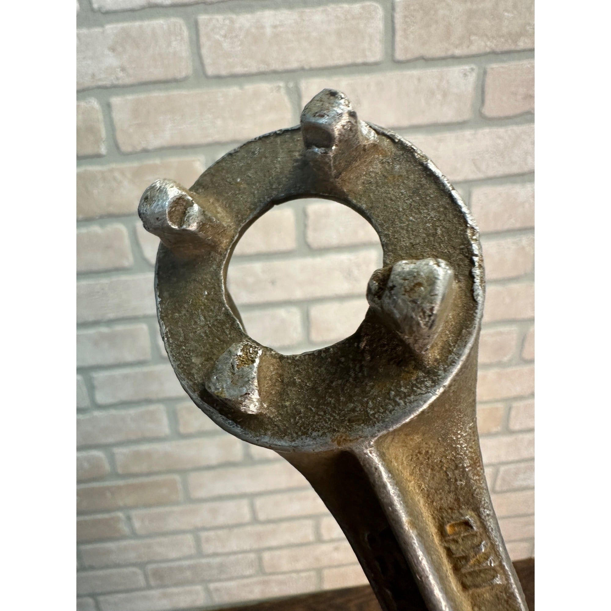 MULTI METER W169 WRENCH AUBURN INDIANA 55 GAL DRUM NON SPARKING ALUMINUM