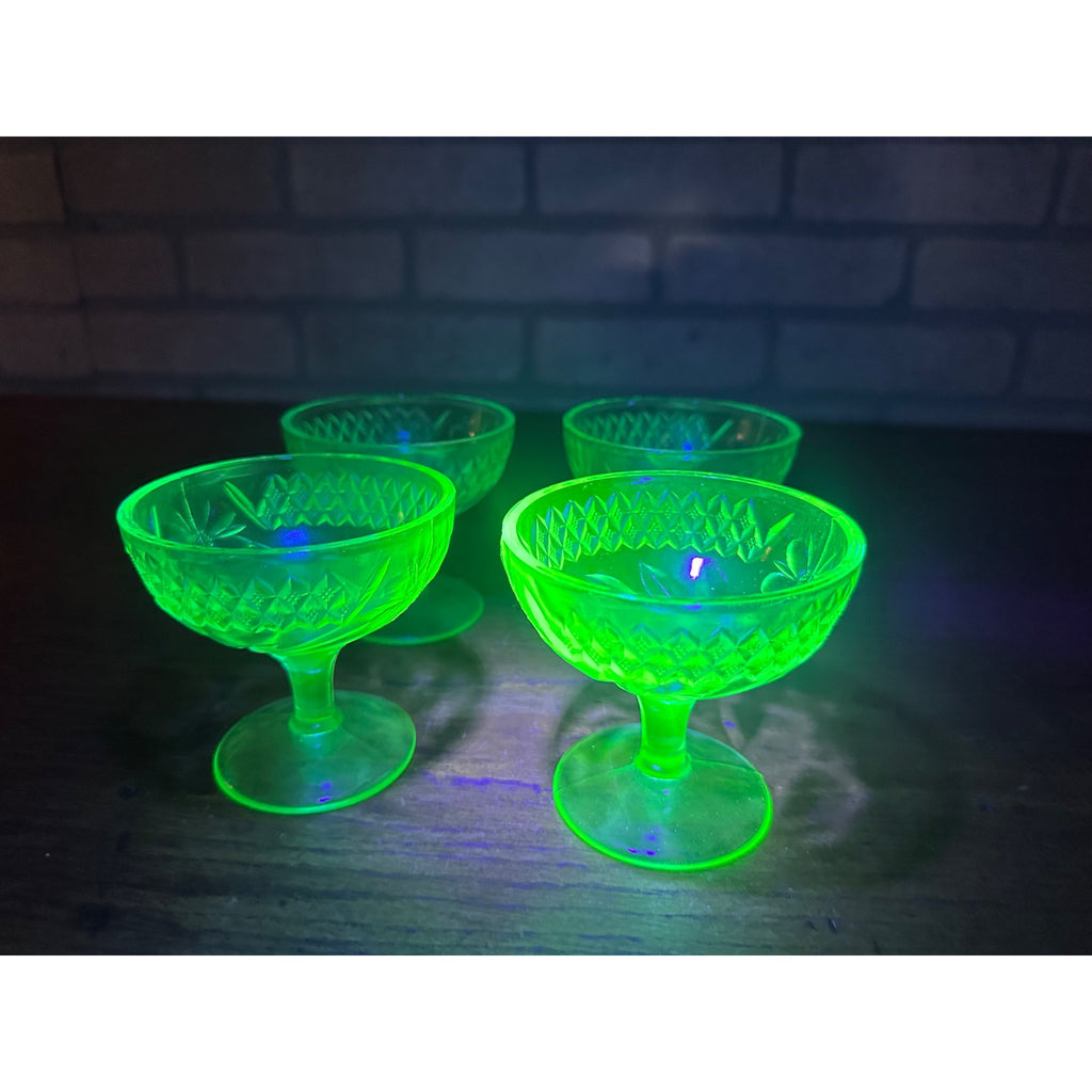 1920s Uranium US Glass Company Floral and Diamond Band 4 Sherbet Cups