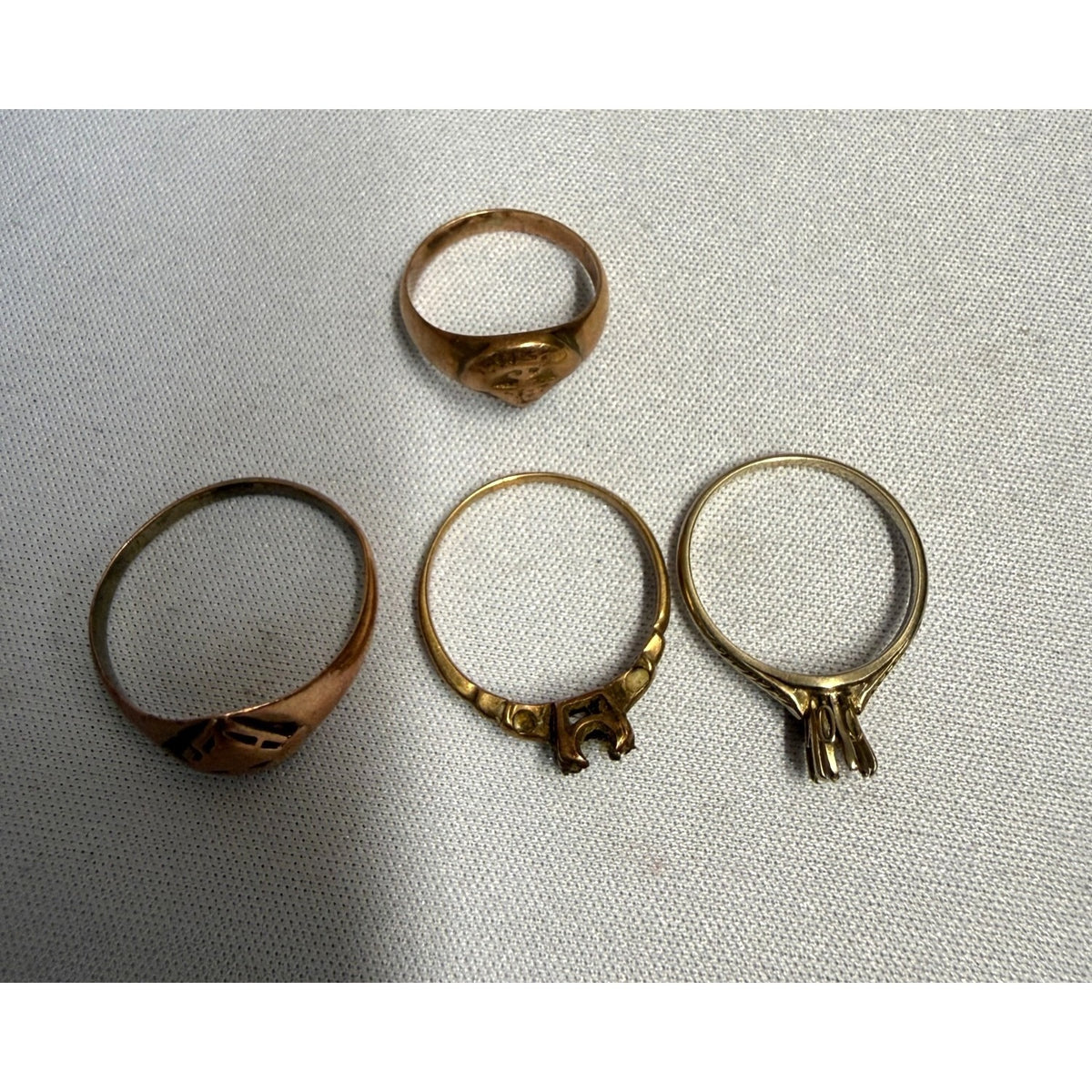 Vintage Gold Scrap Rings 14K & 10K -- 10.14g Total