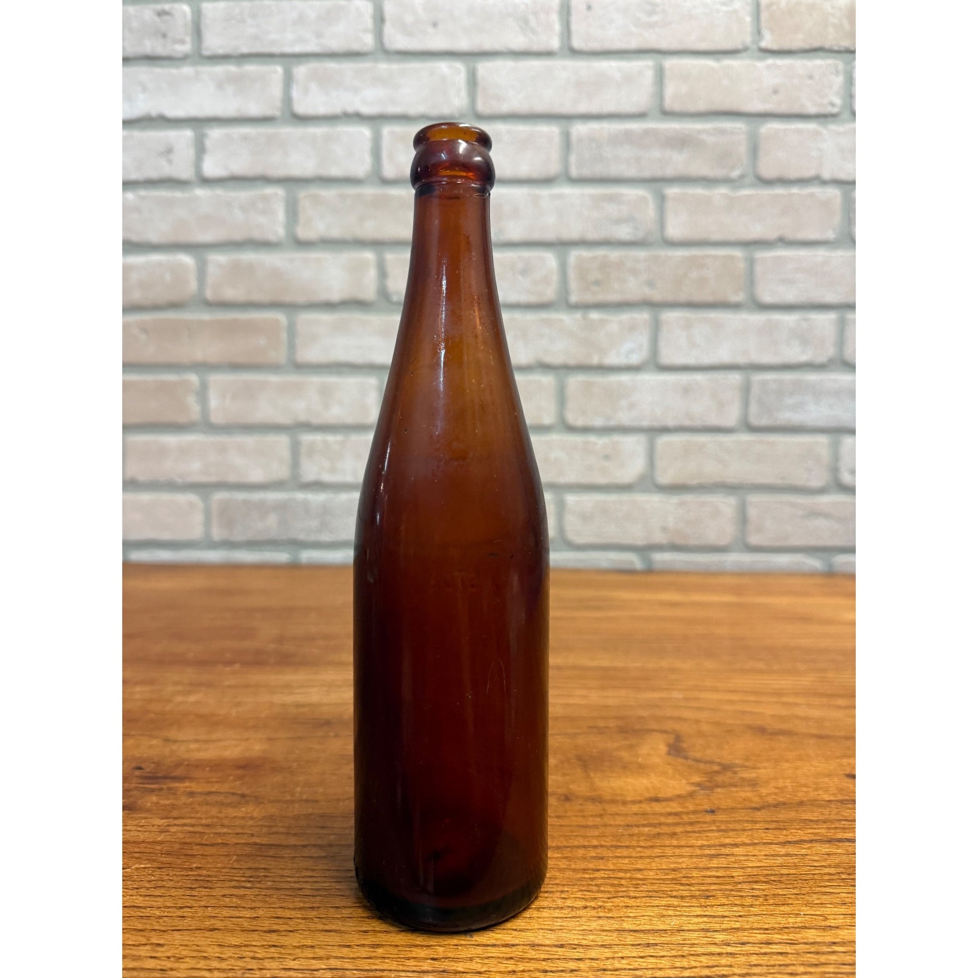 Vintage Storck Beer Slinger Embossed Amber Bottle Wisconsin Wis