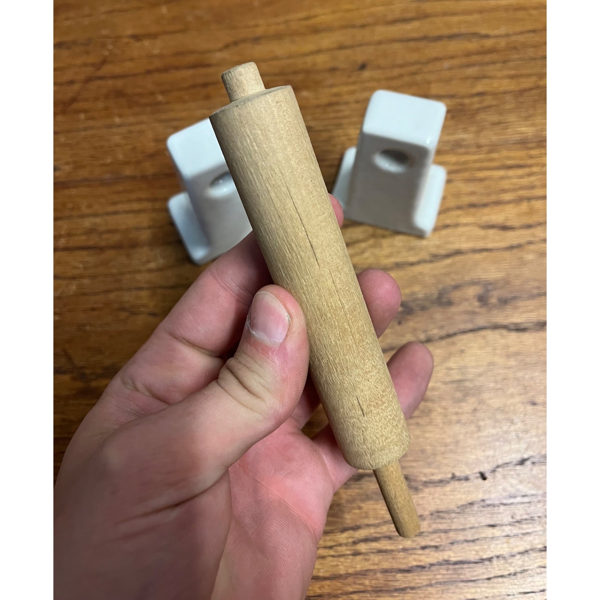 Vintage White Porcelain Bathroom Toilet Paper Roll Holder w/ Wood Rod