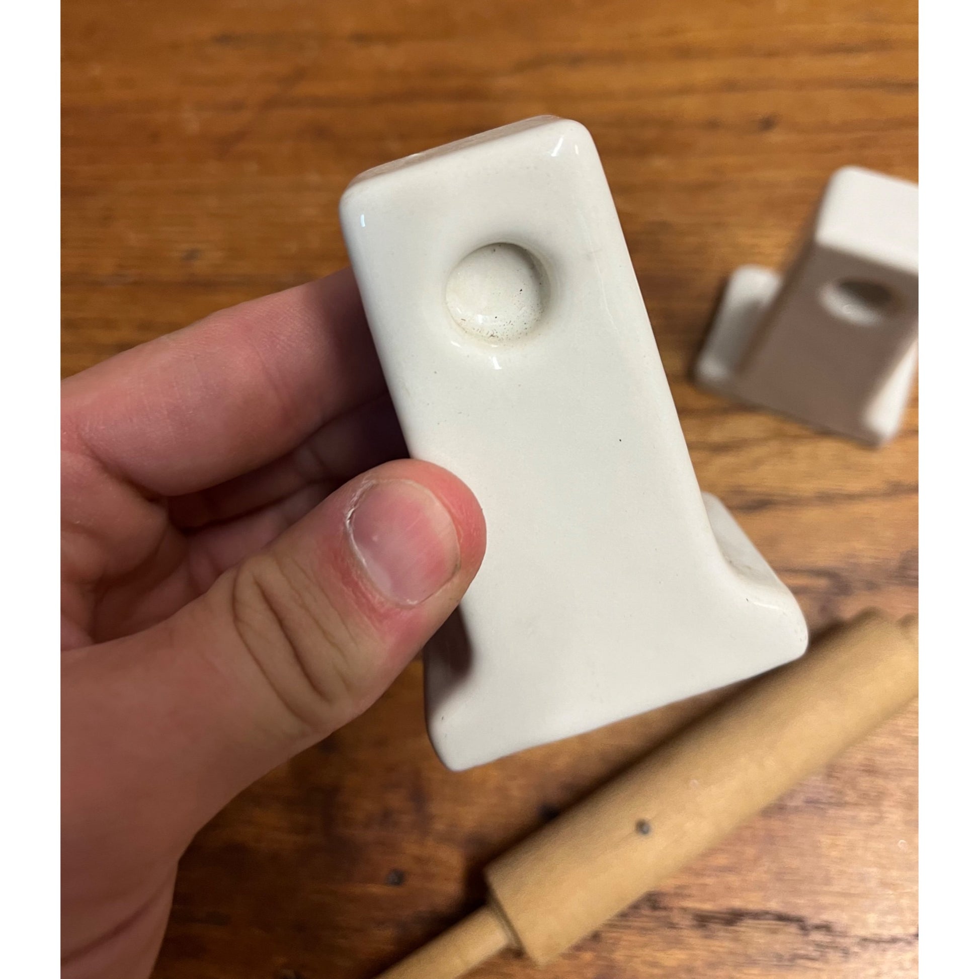 Vintage White Porcelain Bathroom Toilet Paper Roll Holder w/ Wood Rod