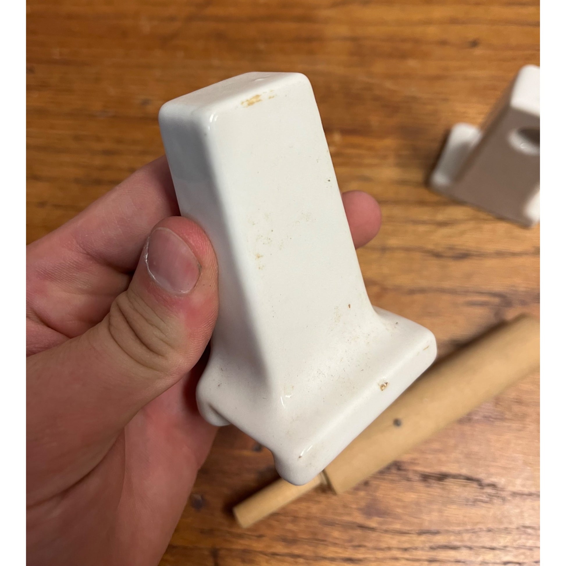 Vintage White Porcelain Bathroom Toilet Paper Roll Holder w/ Wood Rod