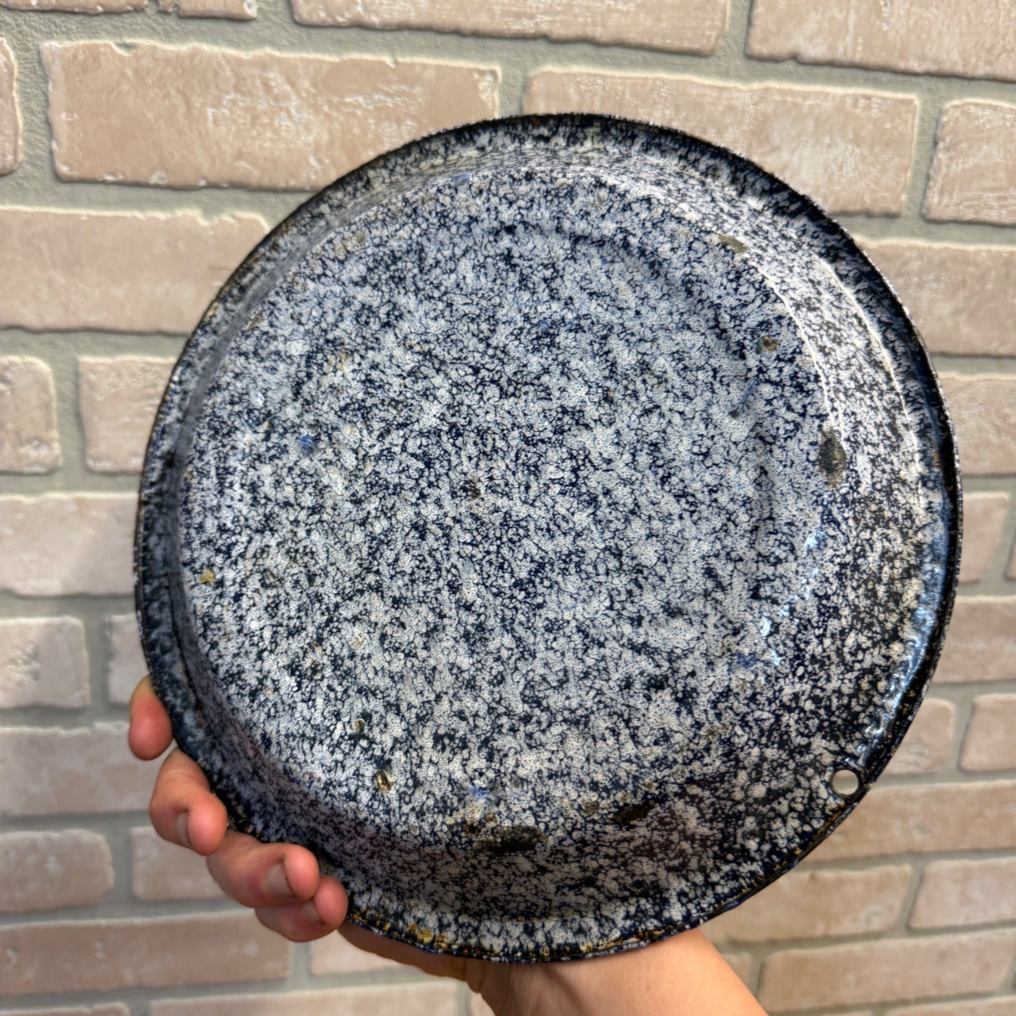 Vintage Enamel/Graniteware / Round Pie Plate / Blue and White Sponge or Spatter Pattern/ Primitive Kitchen Decor / Farmhouse
