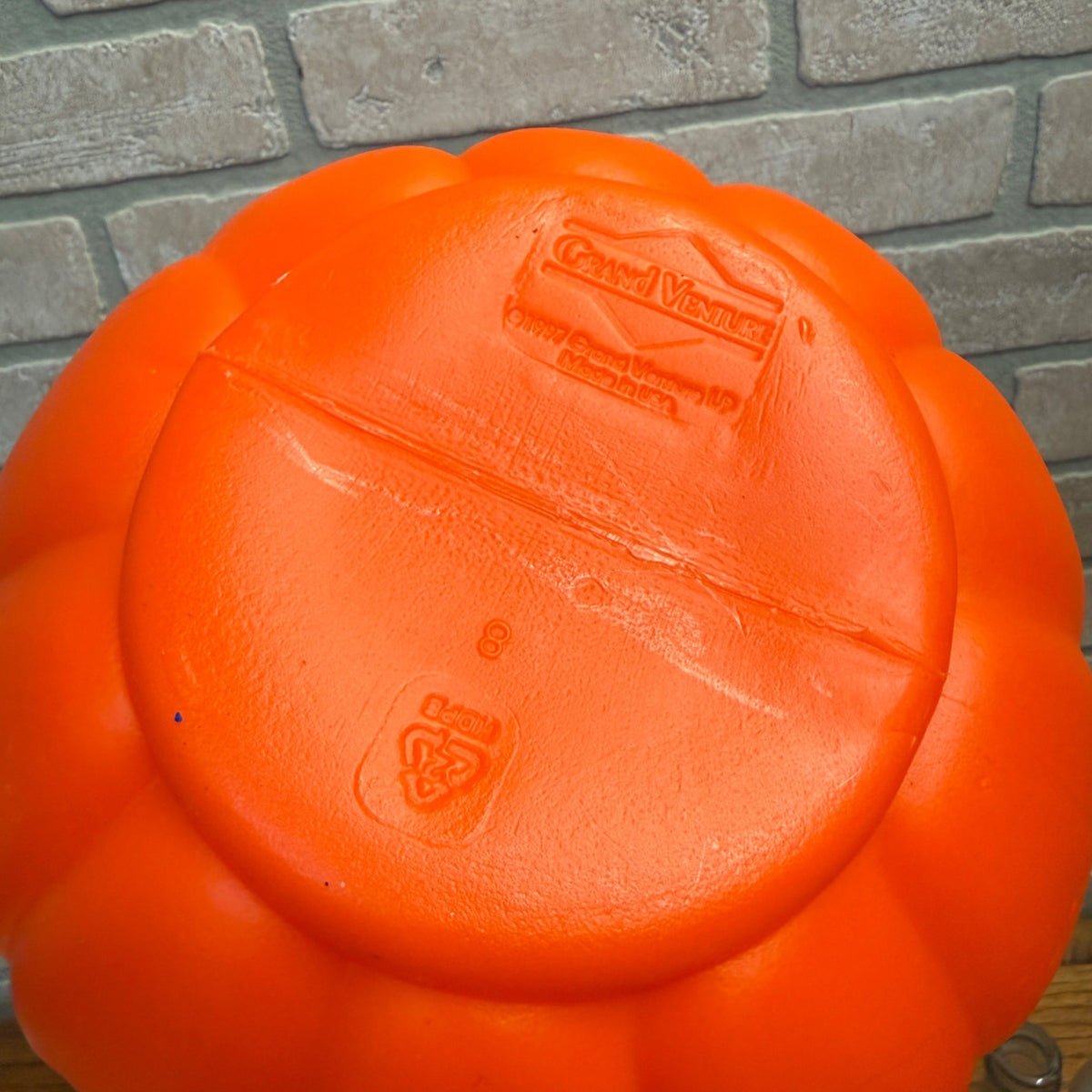 Vintage Plastic Blow Mold Smiling Jack O' Lantern Halloween Candy Bucket Grand Venture LP 1997
