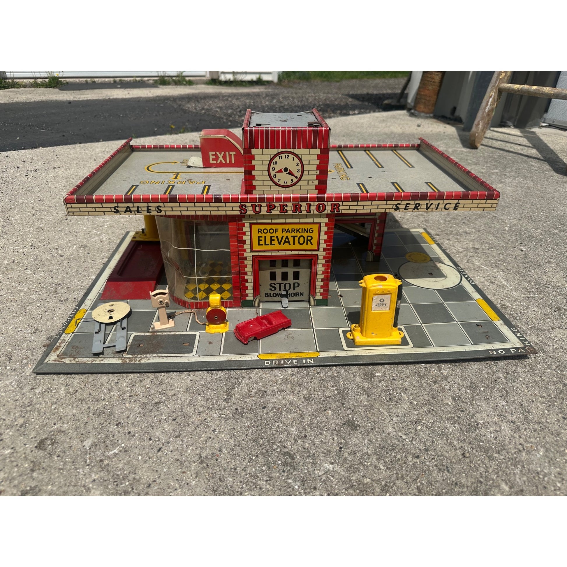 Vintage 1950s Auto Sales Repair Garage Toy Playset T. Cohn Tin Litho