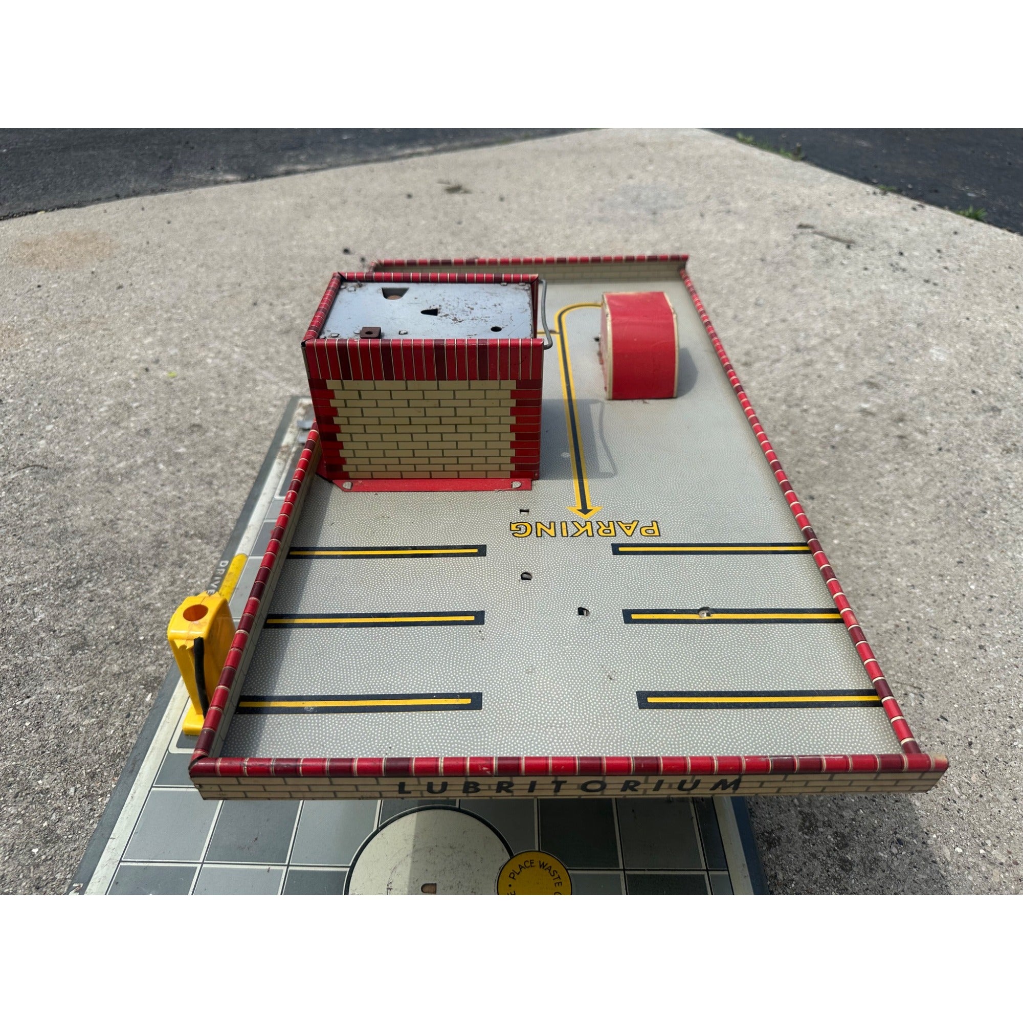 Vintage 1950s Auto Sales Repair Garage Toy Playset T. Cohn Tin Litho