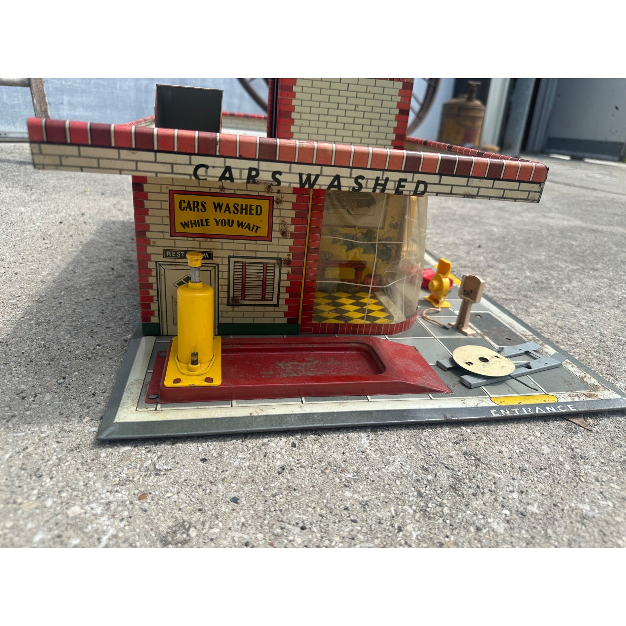 Vintage 1950s Auto Sales Repair Garage Toy Playset T. Cohn Tin Litho