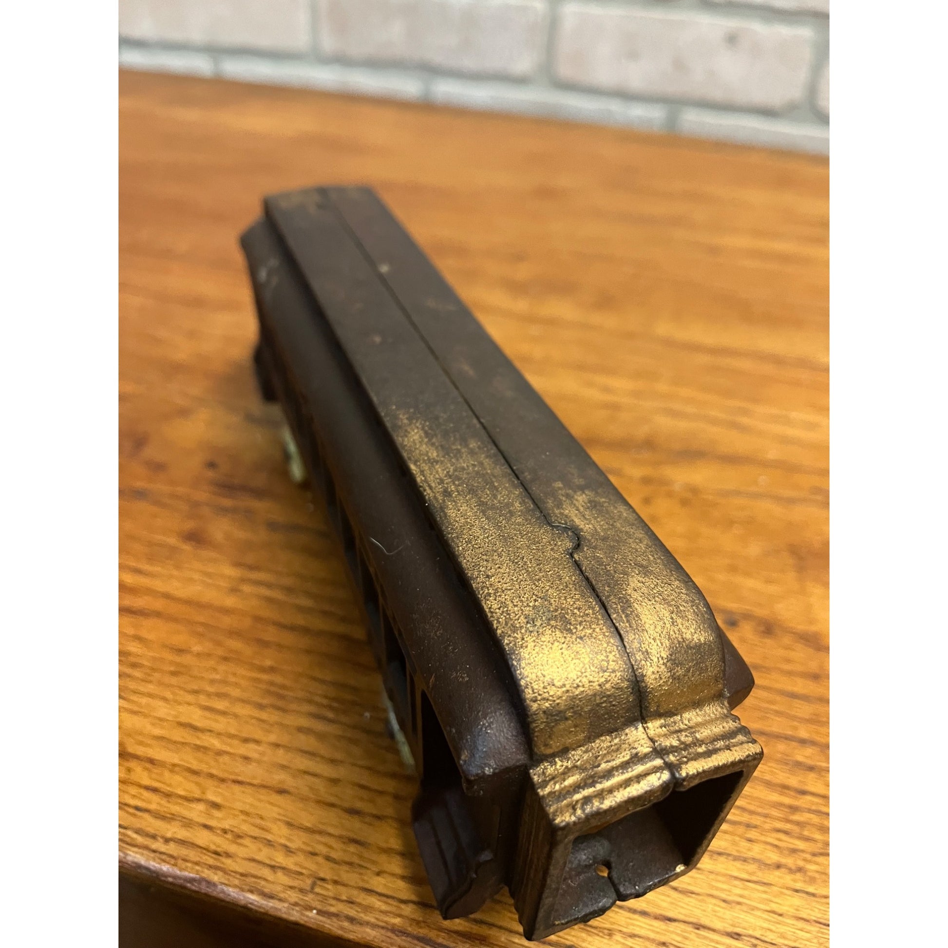 Antique IDEAL New York Cental Railroad 1086 Cast Iron Floor Passenger Train Car