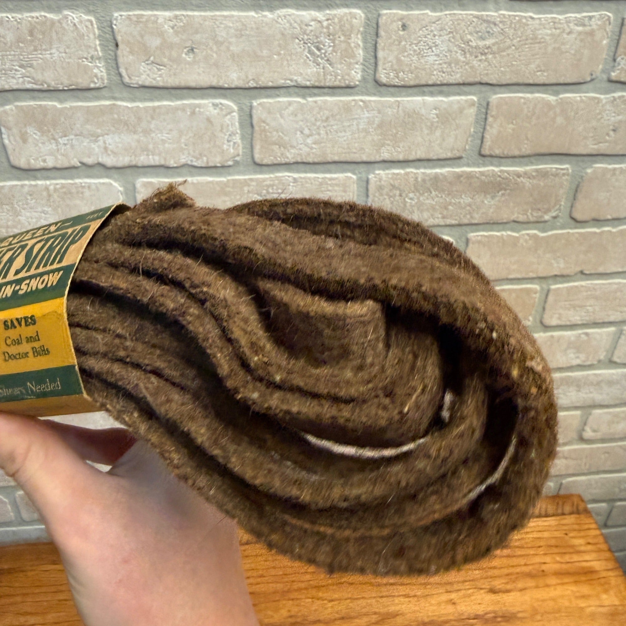 Vintage Storm Queen Felt Weatherstrip NOS Store Package WJ Dennis Co Chicago NOS