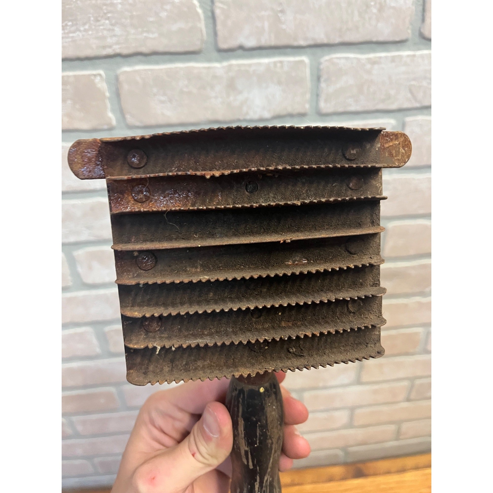 Antique Horse Curry Comb Equestrian Grooming Farm Tool Metal & Wood Handle