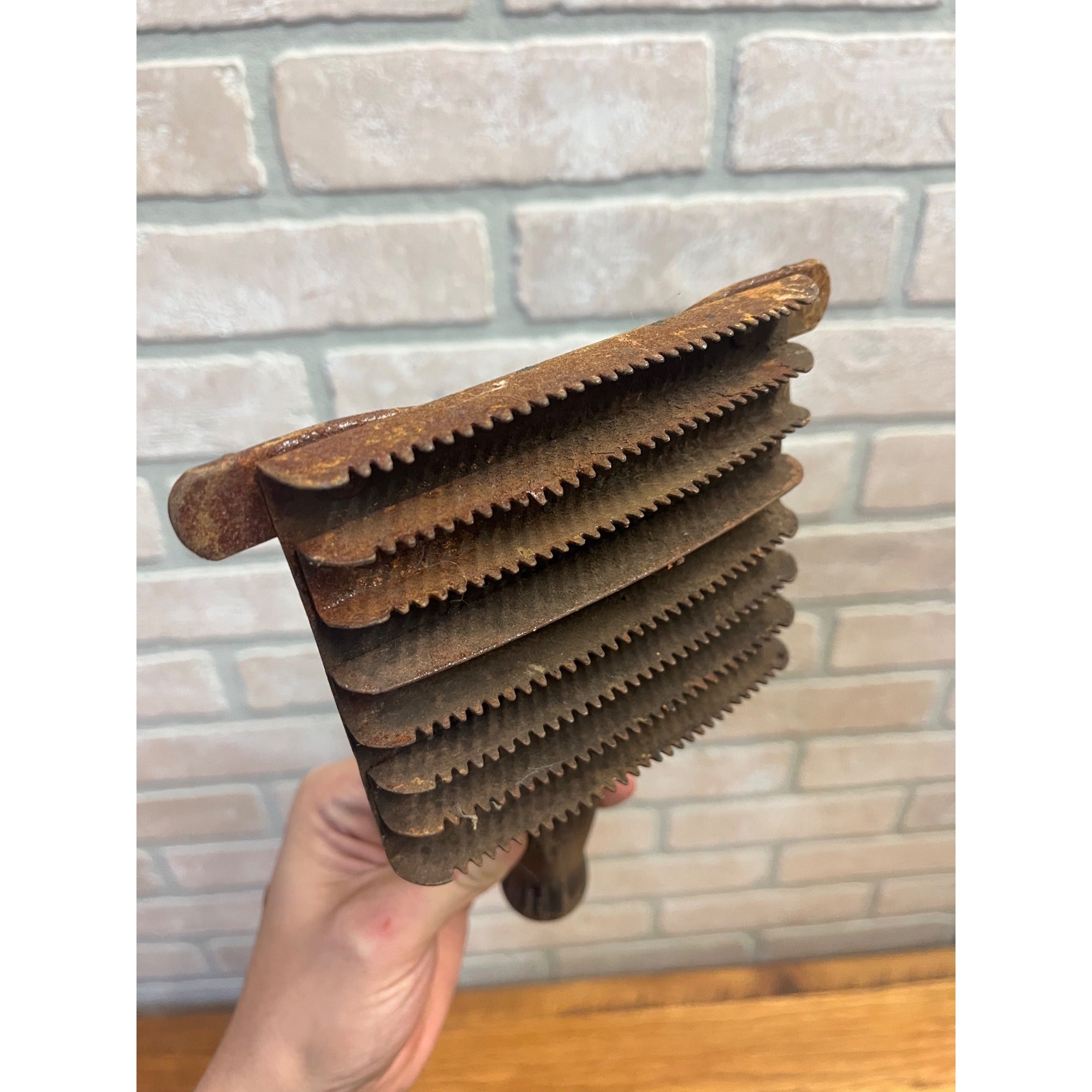 Antique Horse Curry Comb Equestrian Grooming Farm Tool Metal & Wood Handle