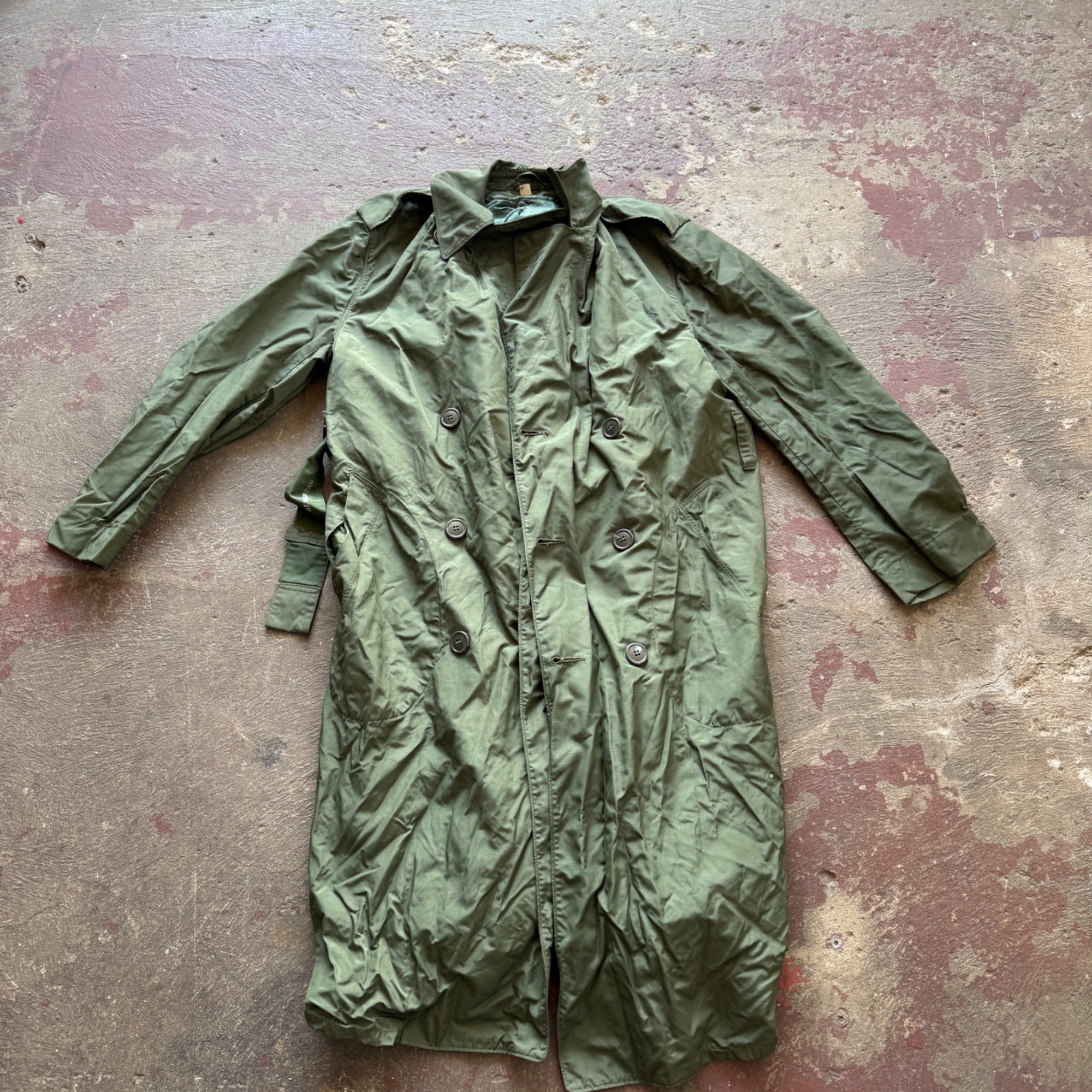 Vintage U.S. Army Trench Raincoat Size 36S 1940s-1950s