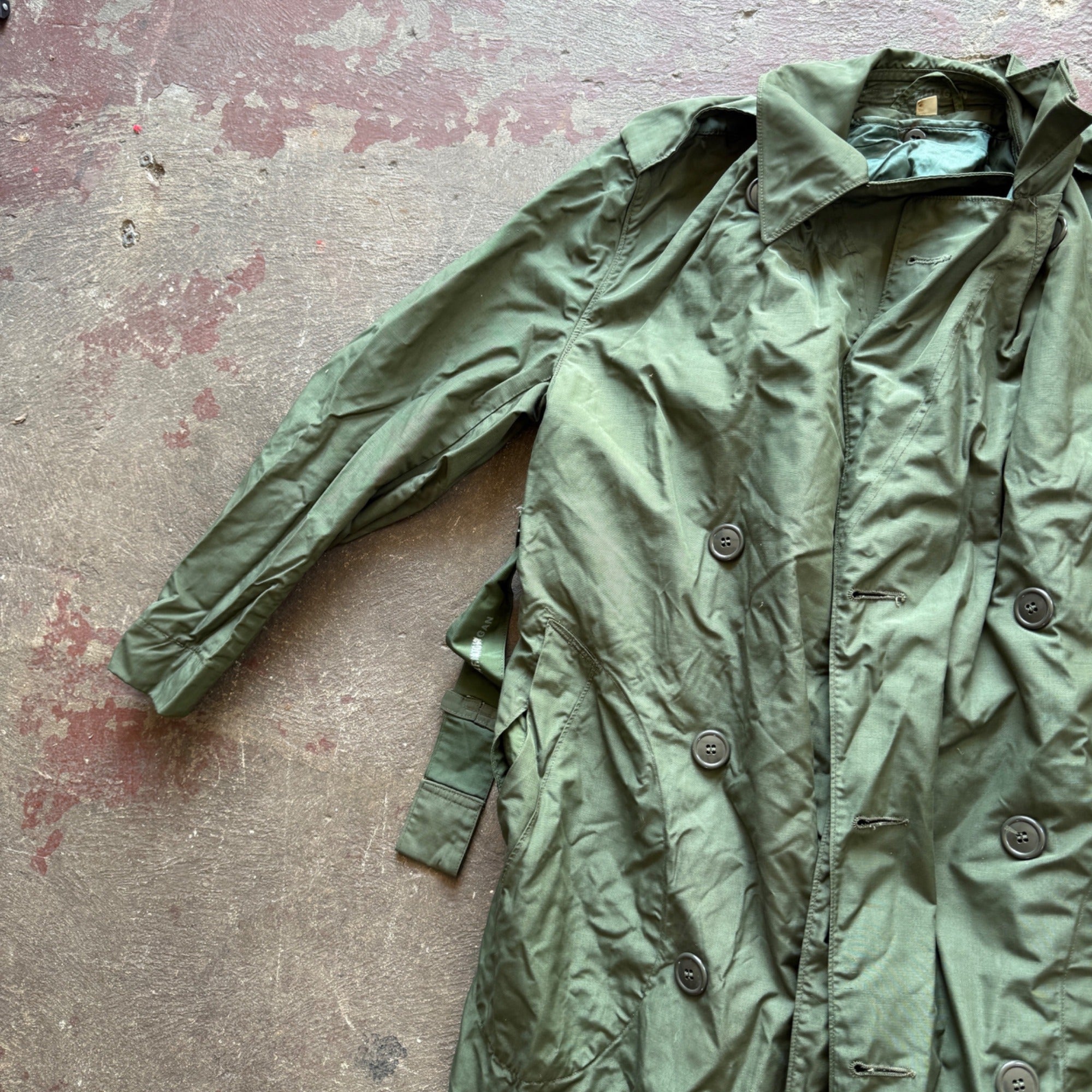 Vintage U.S. Army Trench Raincoat Size 36S 1940s-1950s