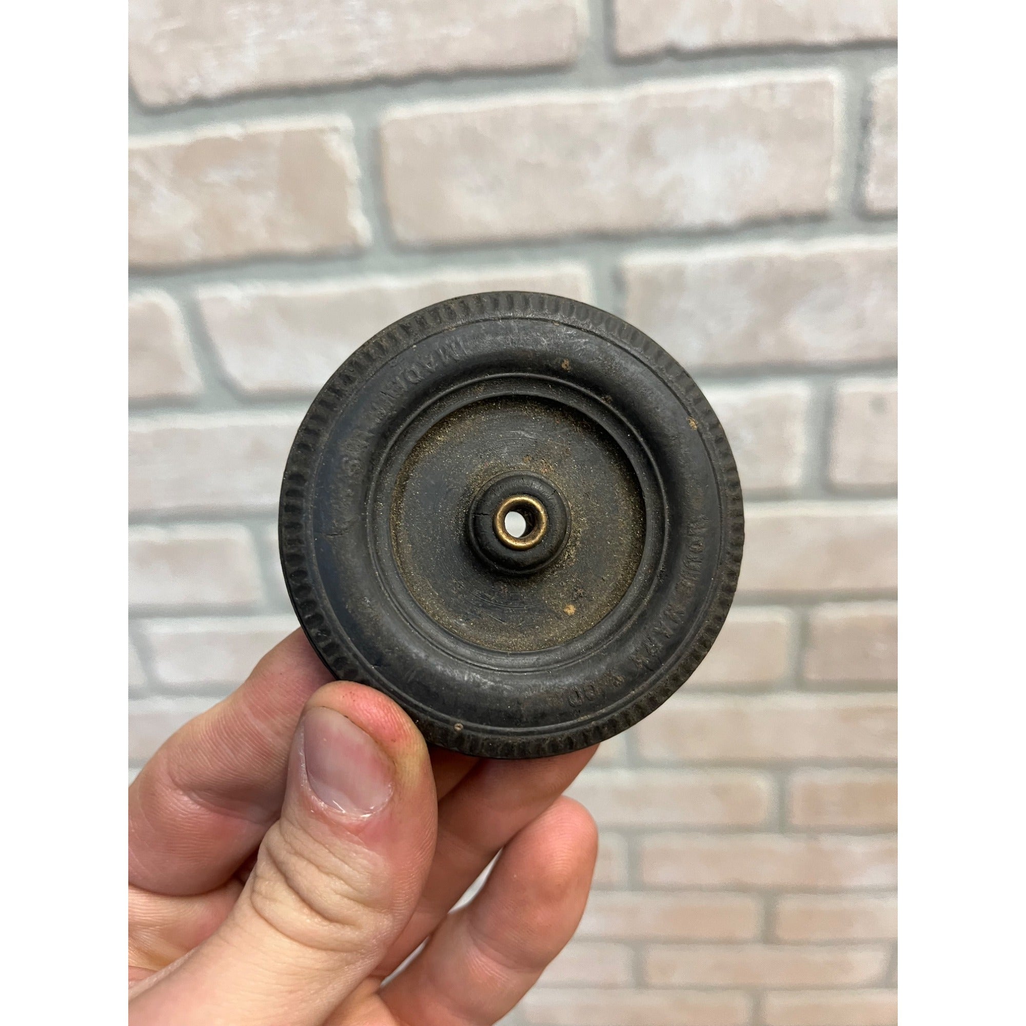 Vintage Louis Marx Toys (1) Original Rubber Tire Wheel Replacement Part 2.5"