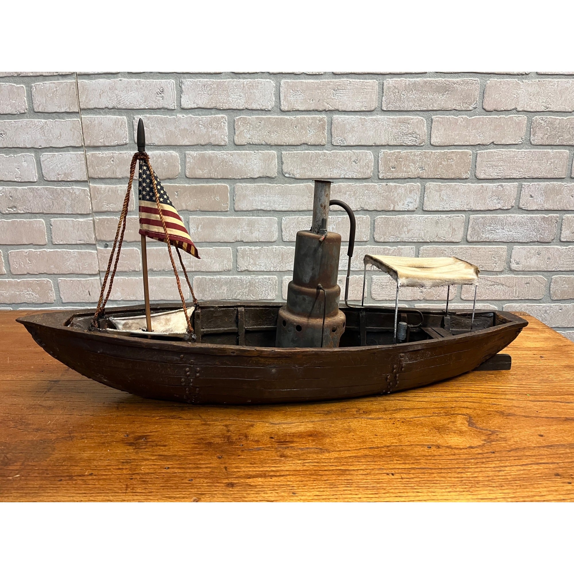 Folk Art Handmade Steam Powered Engine River Pond Boat Model