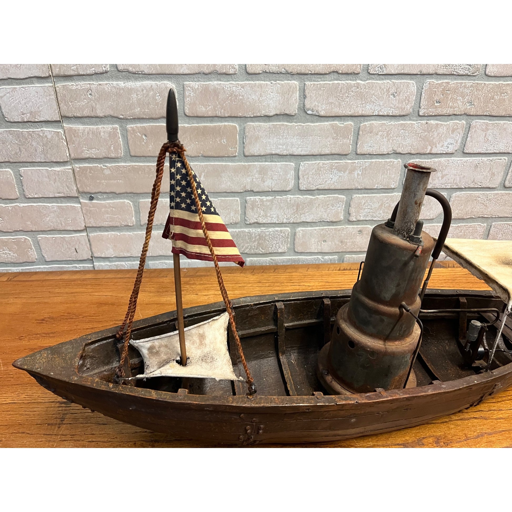 Folk Art Handmade Steam Powered Engine River Pond Boat Model